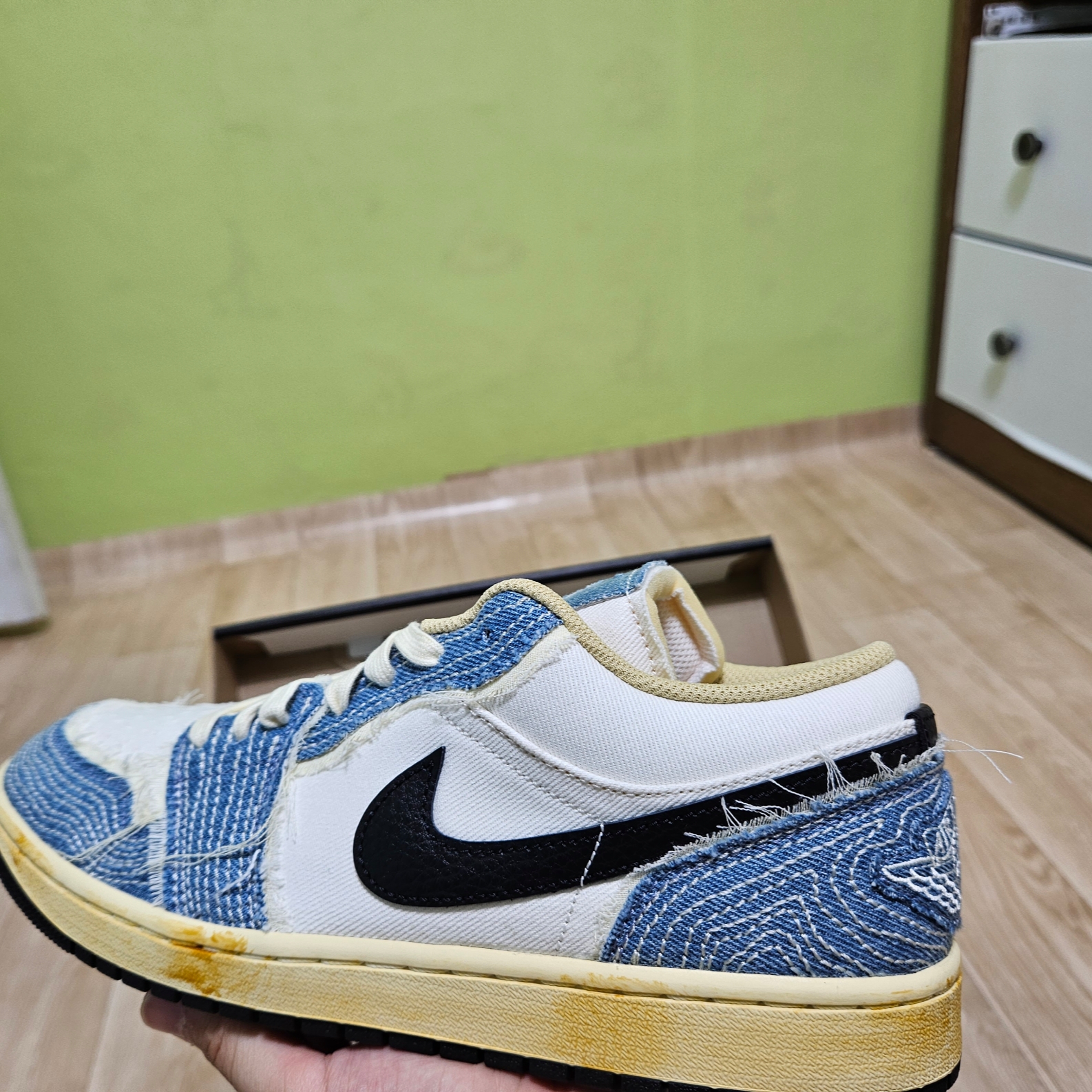 Jordan 1 Low World Make Japan 착용 스타일 - 1