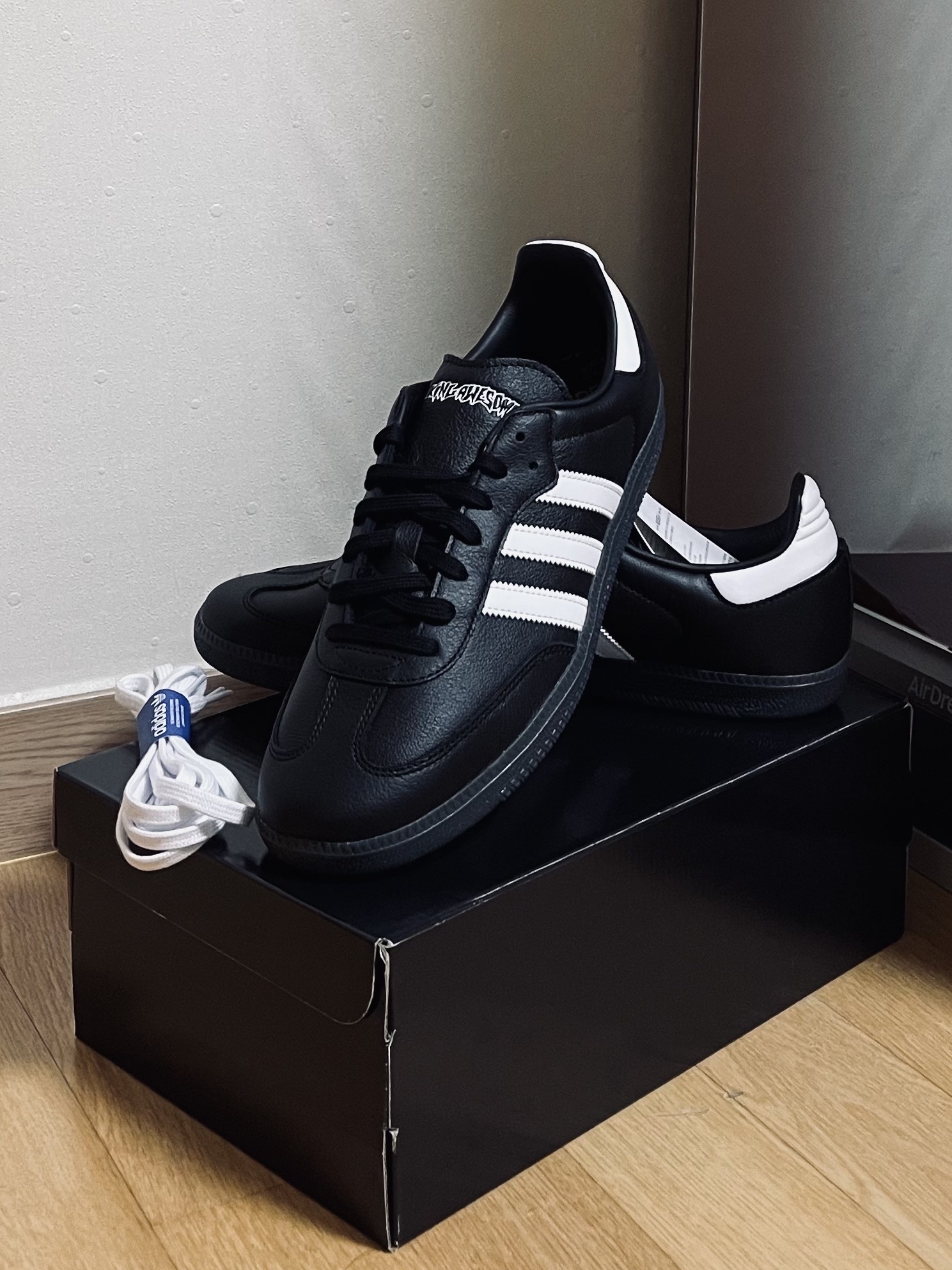 Adidas x Fucking Awesome Samba Core Black 착용 스타일