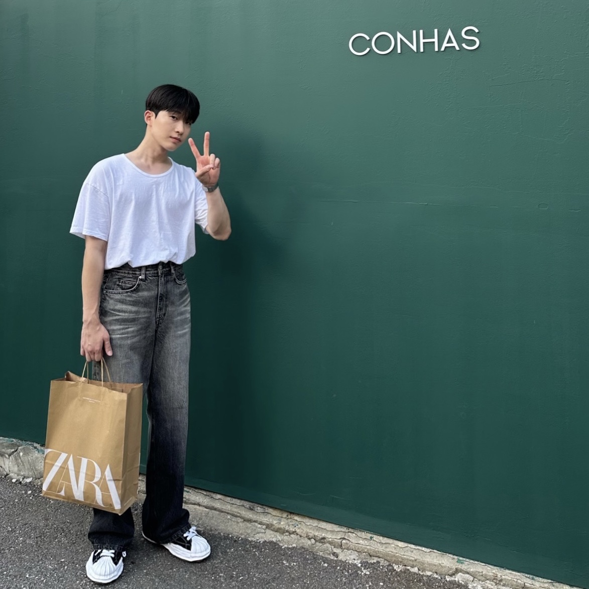 Maison Mihara Yasuhiro Blakey OG Sole Canvas Low-top Sneakers Black White 착용 스타일