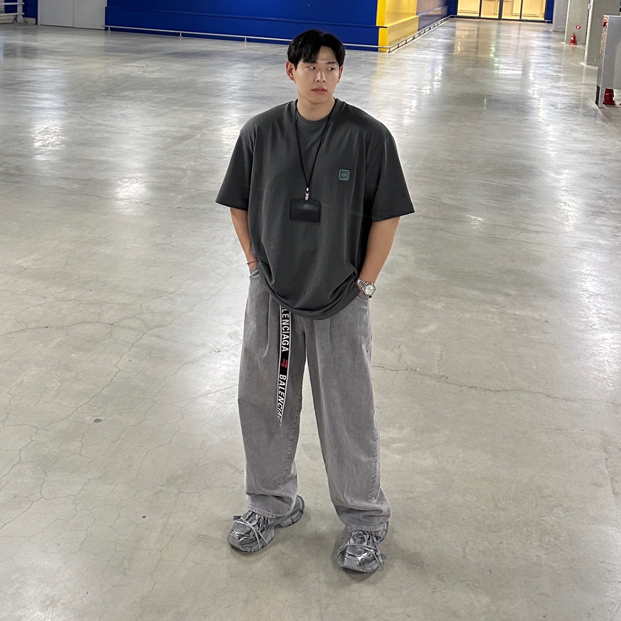 Solid Homme Butterfly Graphic T-Shirt Gray - 23SS, Balenciaga 3XL Sneakers Grey Black 착용 스타일 - 3