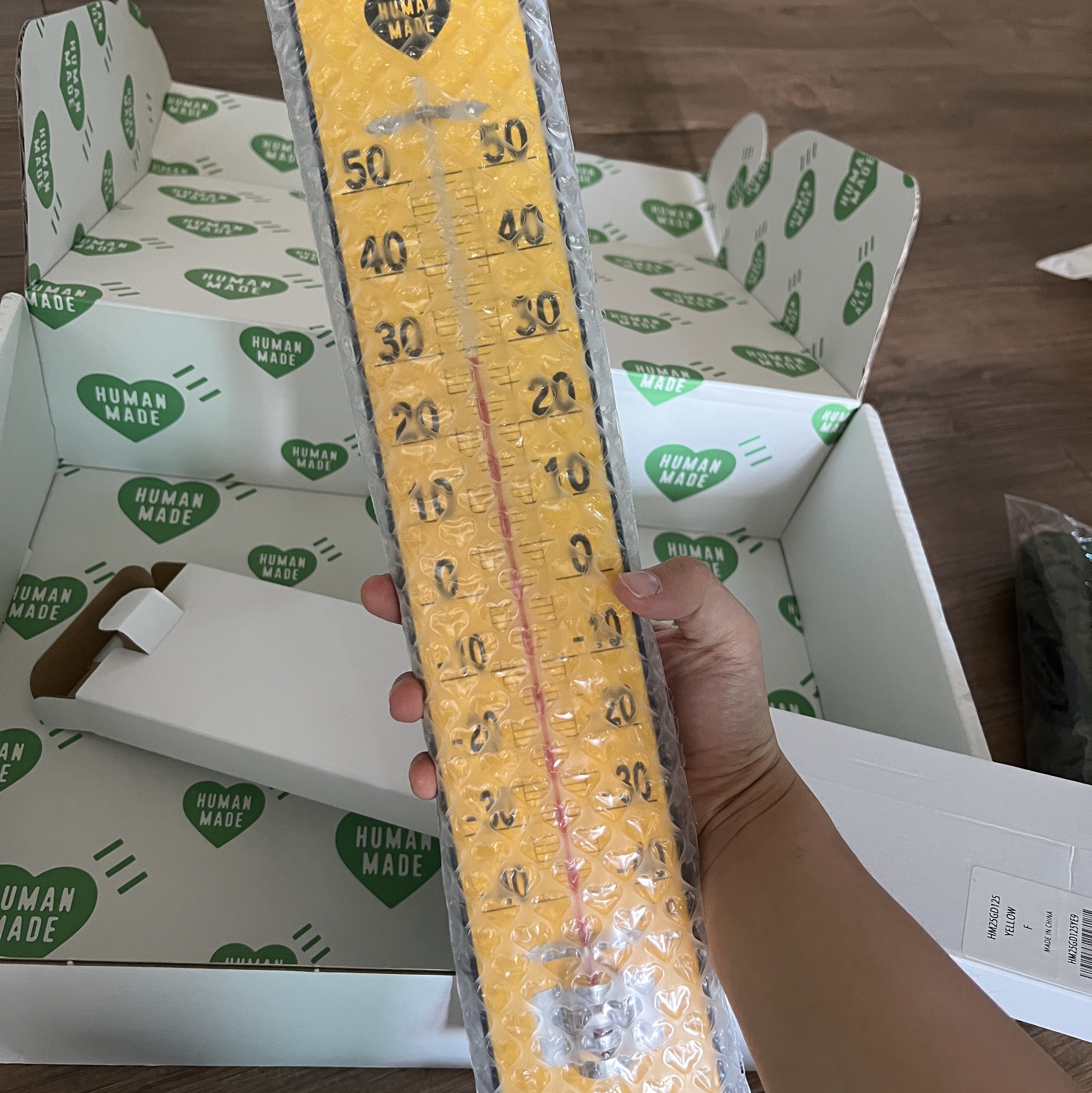 Human Made Thermometer Yellow 착용 스타일 - 2