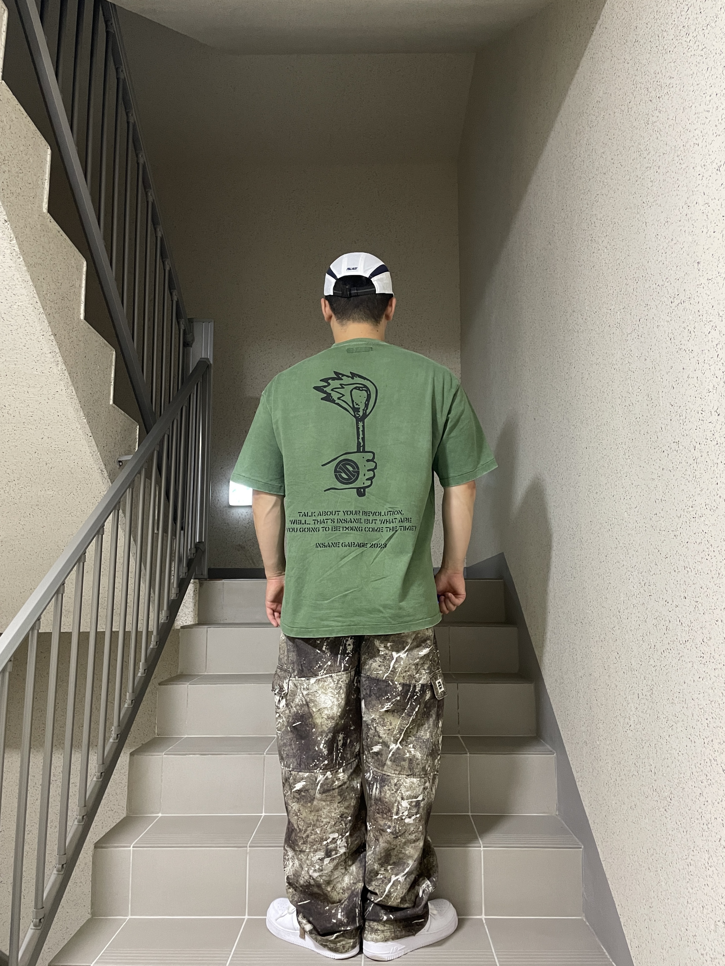 Palace Massimo Forza Shell Runner White - 23SS, Nike Air Force 1 '07 Low White 착용 스타일 - 5