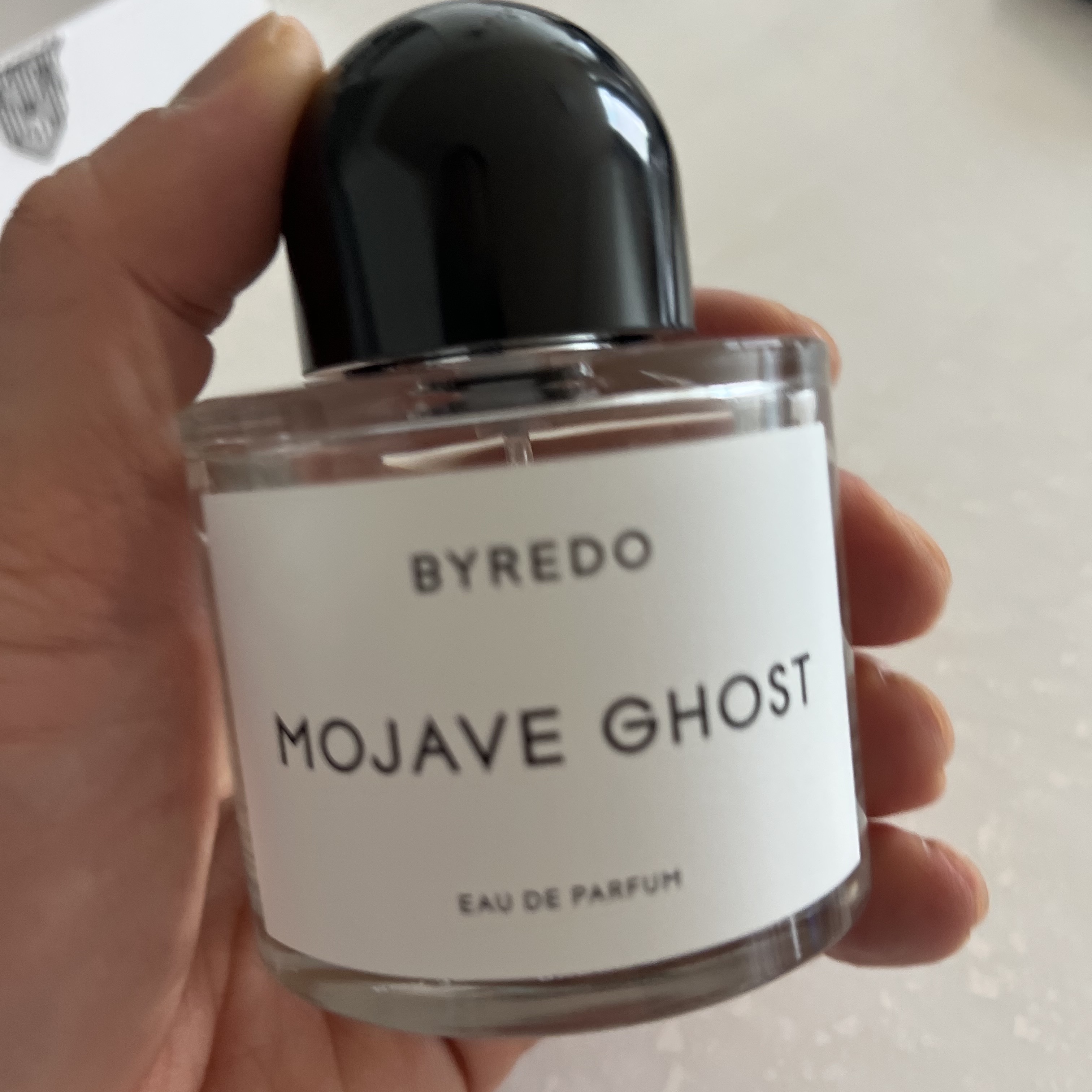 Byredo Mojave Ghost Eau De Parfum 100ml 착용 스타일 - 5