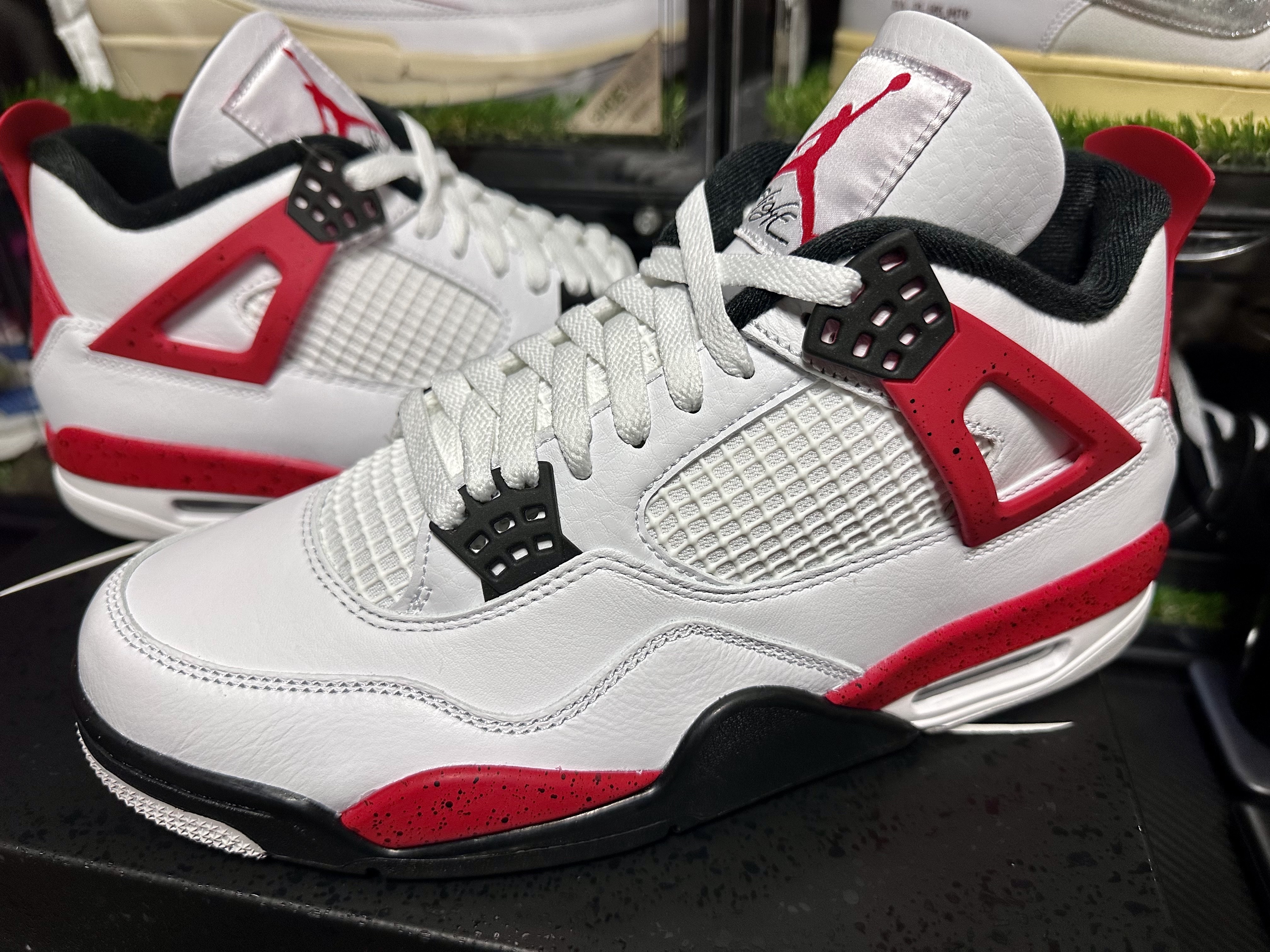 Jordan 4 Retro Red Cement 착용 스타일 - 2