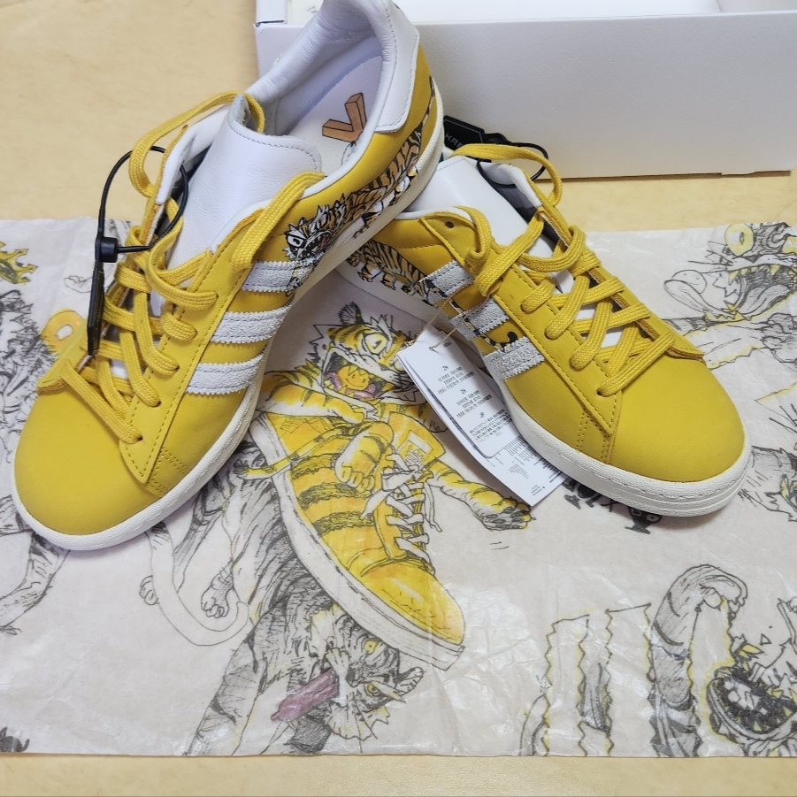 Adidas x Kasina x Kim Jung Gi Campus Hazy Yellow 착용 스타일 - 2