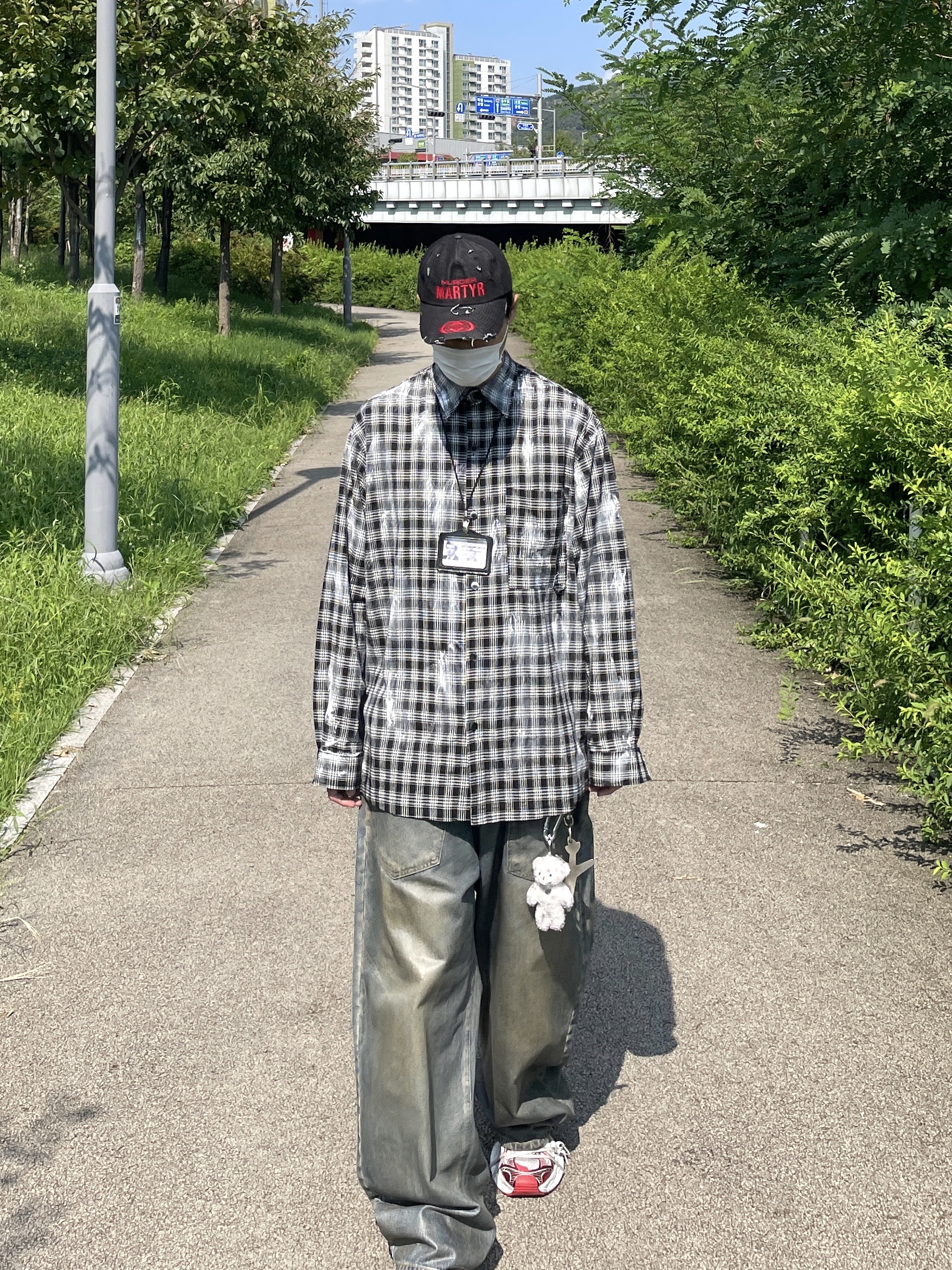 Project G/R Coated Backward Denim Pants Blue, Balenciaga 3XL Sneakers White Red 착용 스타일 - 3