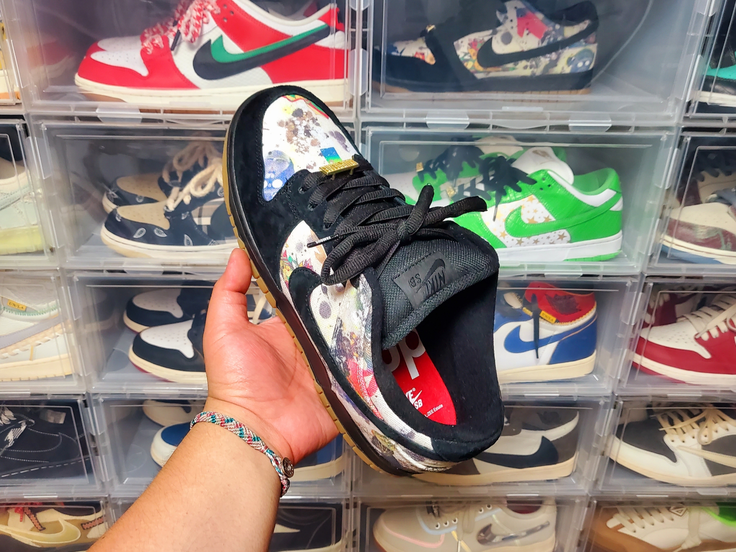 Nike x Supreme SB Dunk Low QS Rammellzee Black, Nike x Supreme SB Dunk Low Mean Green 착용 스타일 - 3