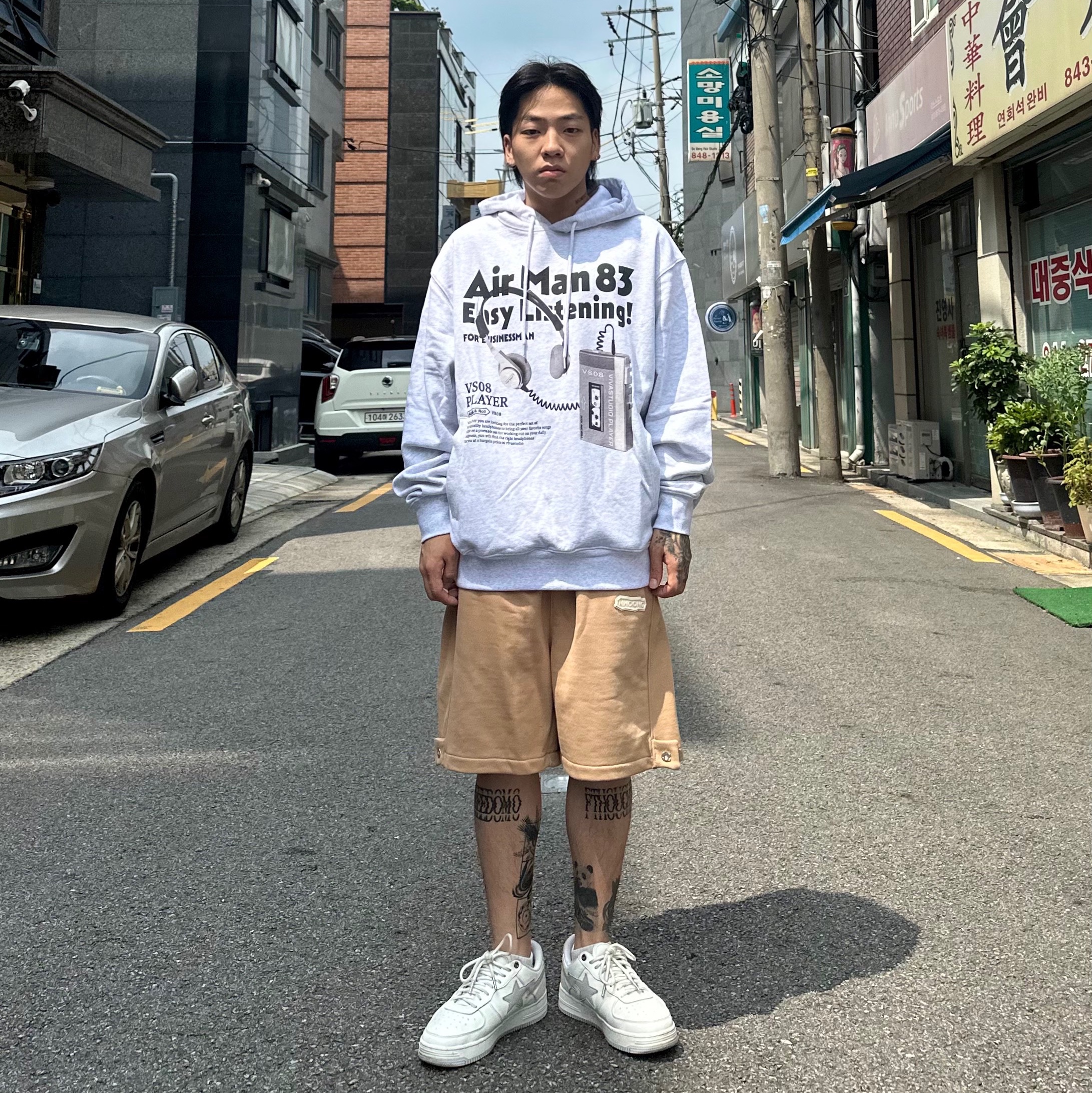 BAPE x JJJJound Bape Sta Low White Light Grey 착용 스타일 - 2