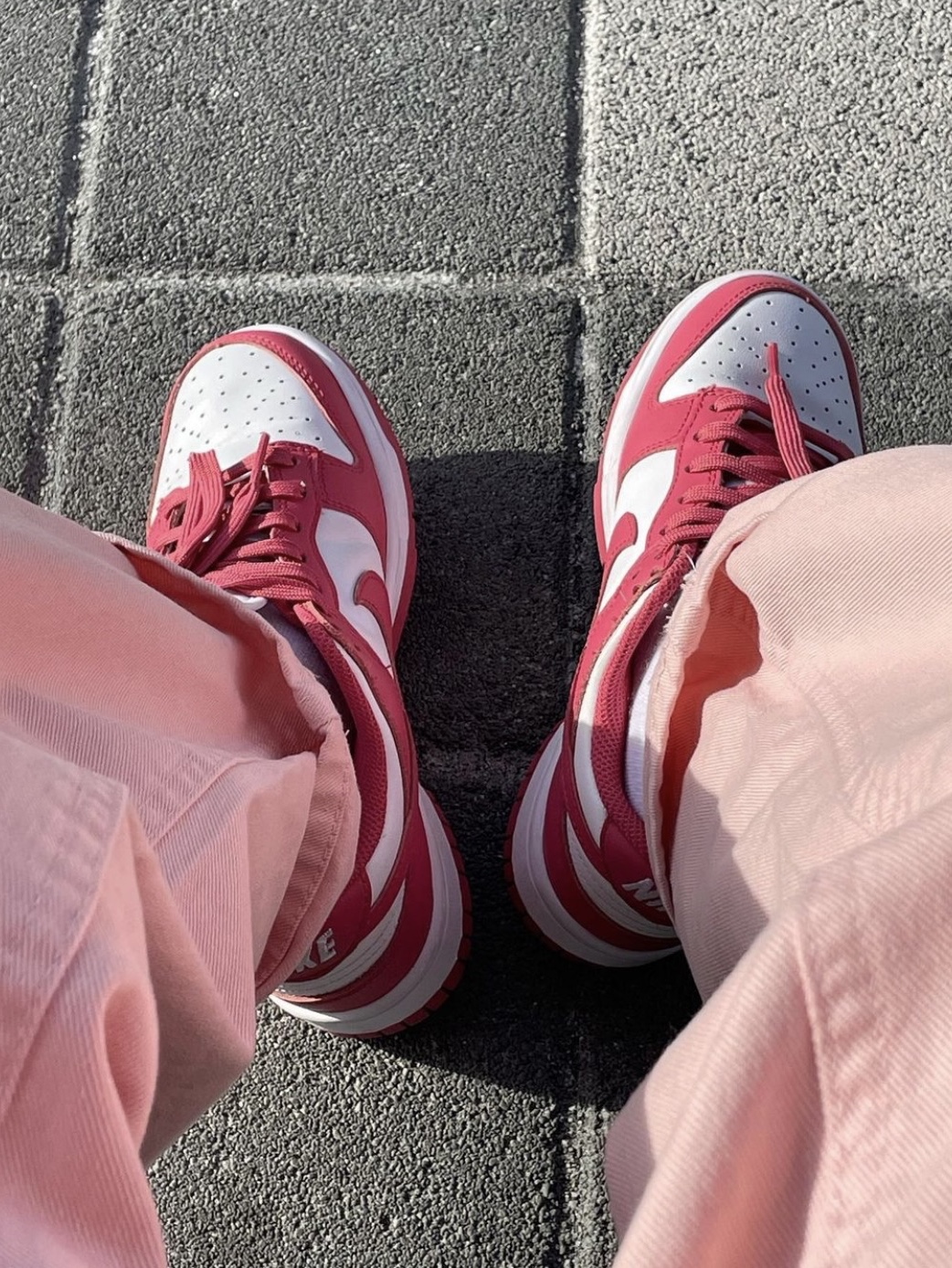 (W) Nike Dunk Low Archeo Pink 착용 스타일