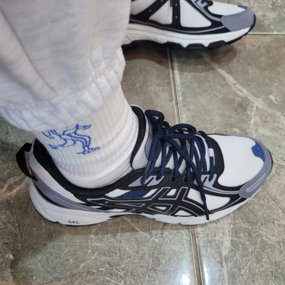 Asics Gel-Venture 6 SPS Glacier Grey 착용 스타일