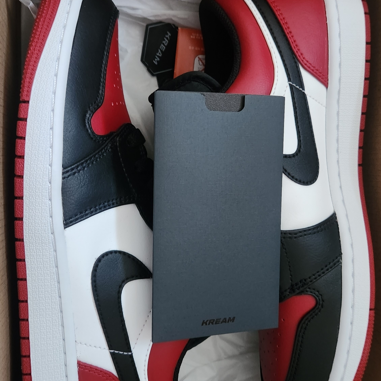 Jordan 1 Low Bred Toe 착용 스타일 - 1