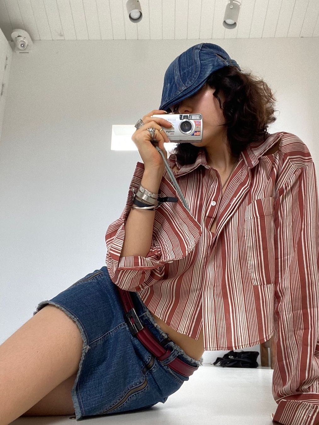 KYO Women Double Collar Cropped Linen Shirt Brick, KYO Women Double Collar Cropped Linen Shirt Olive 착용 스타일