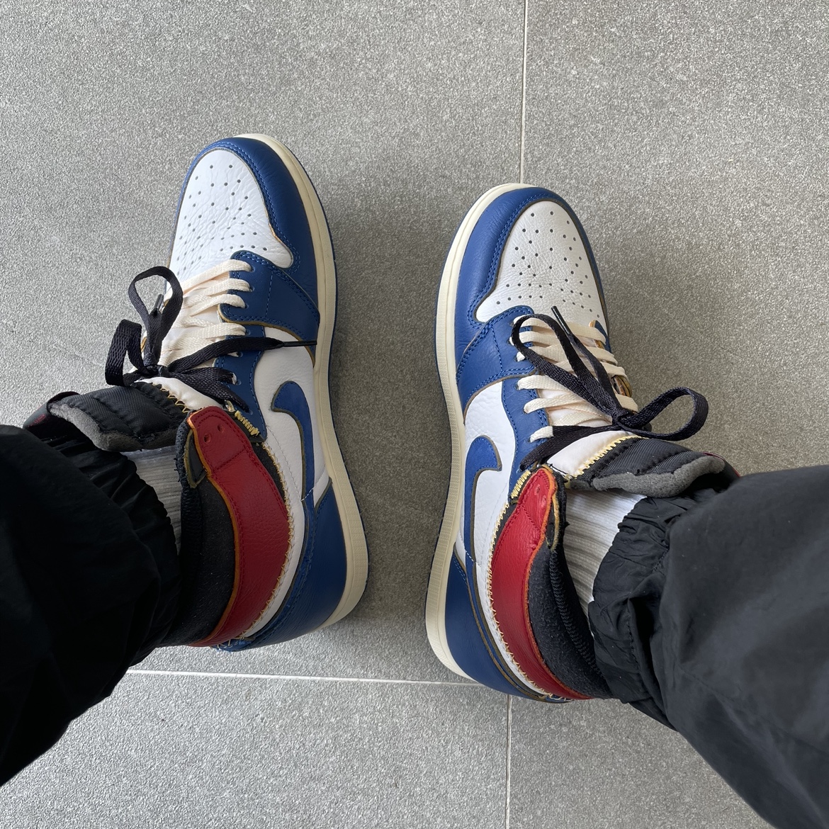 Jordan 1 x Union Retro High Blue Toe 착용 스타일