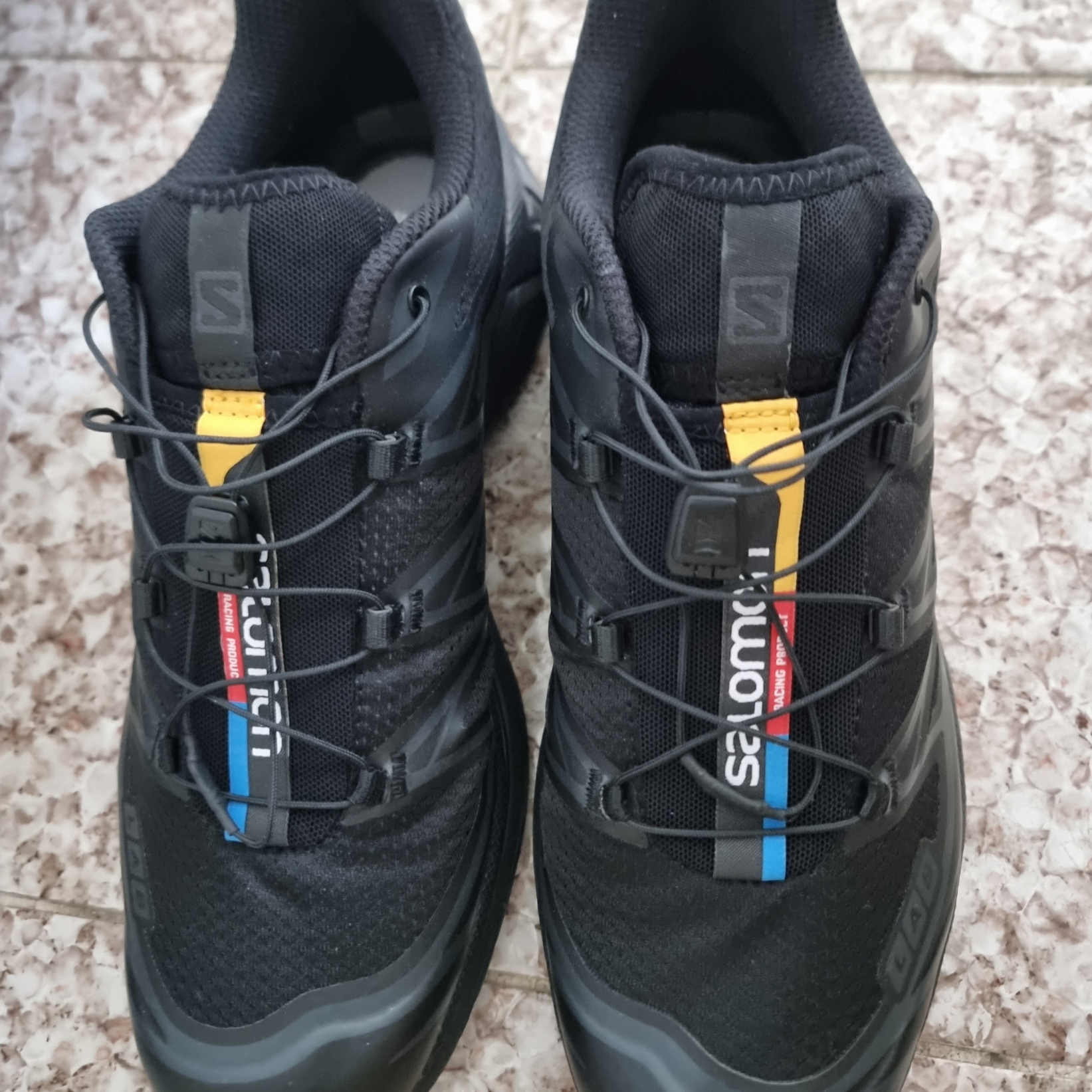 Salomon XT-6 ADV Black 착용 스타일