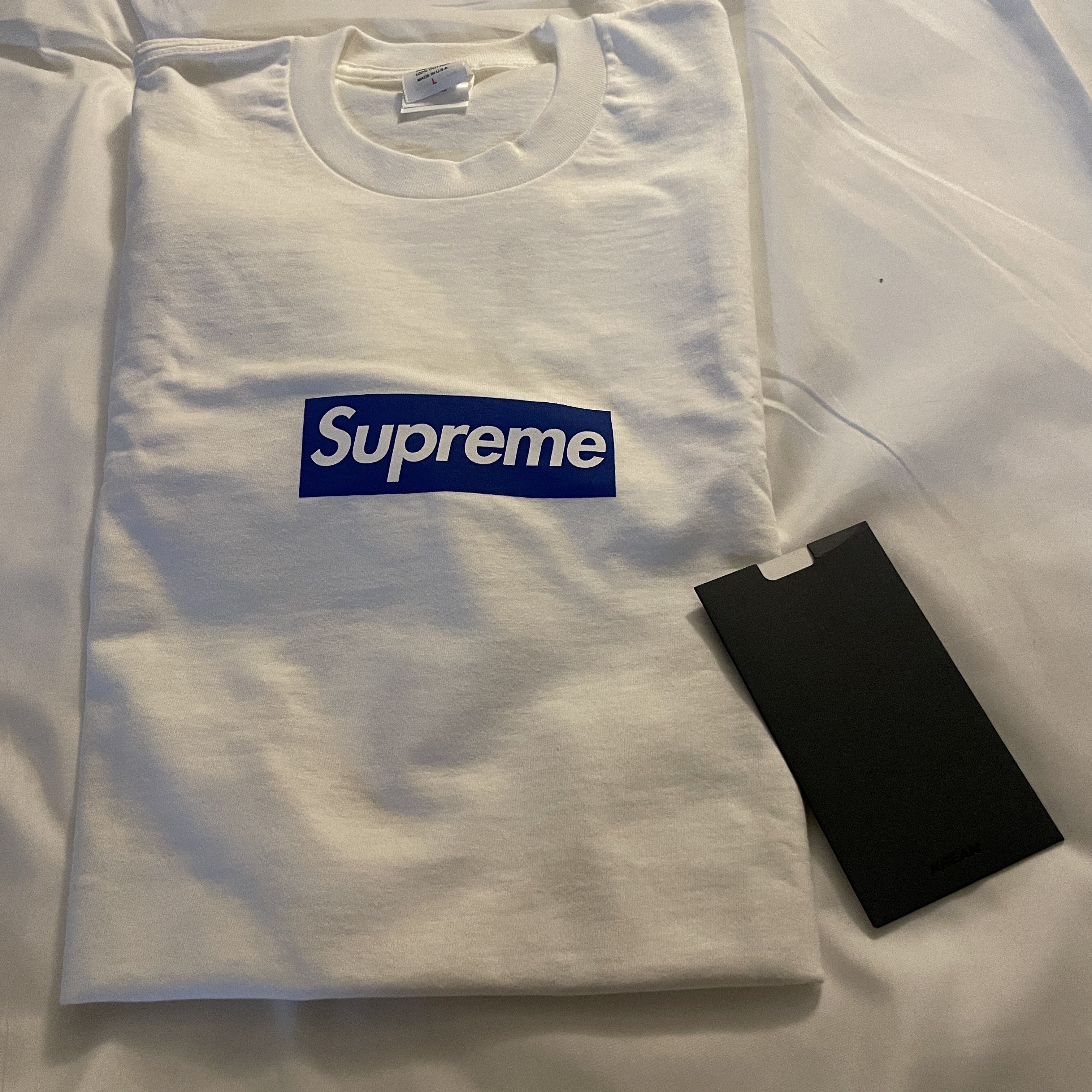 Supreme Seoul Box Logo T-Shirt White - 23FW 착용 스타일 - 1