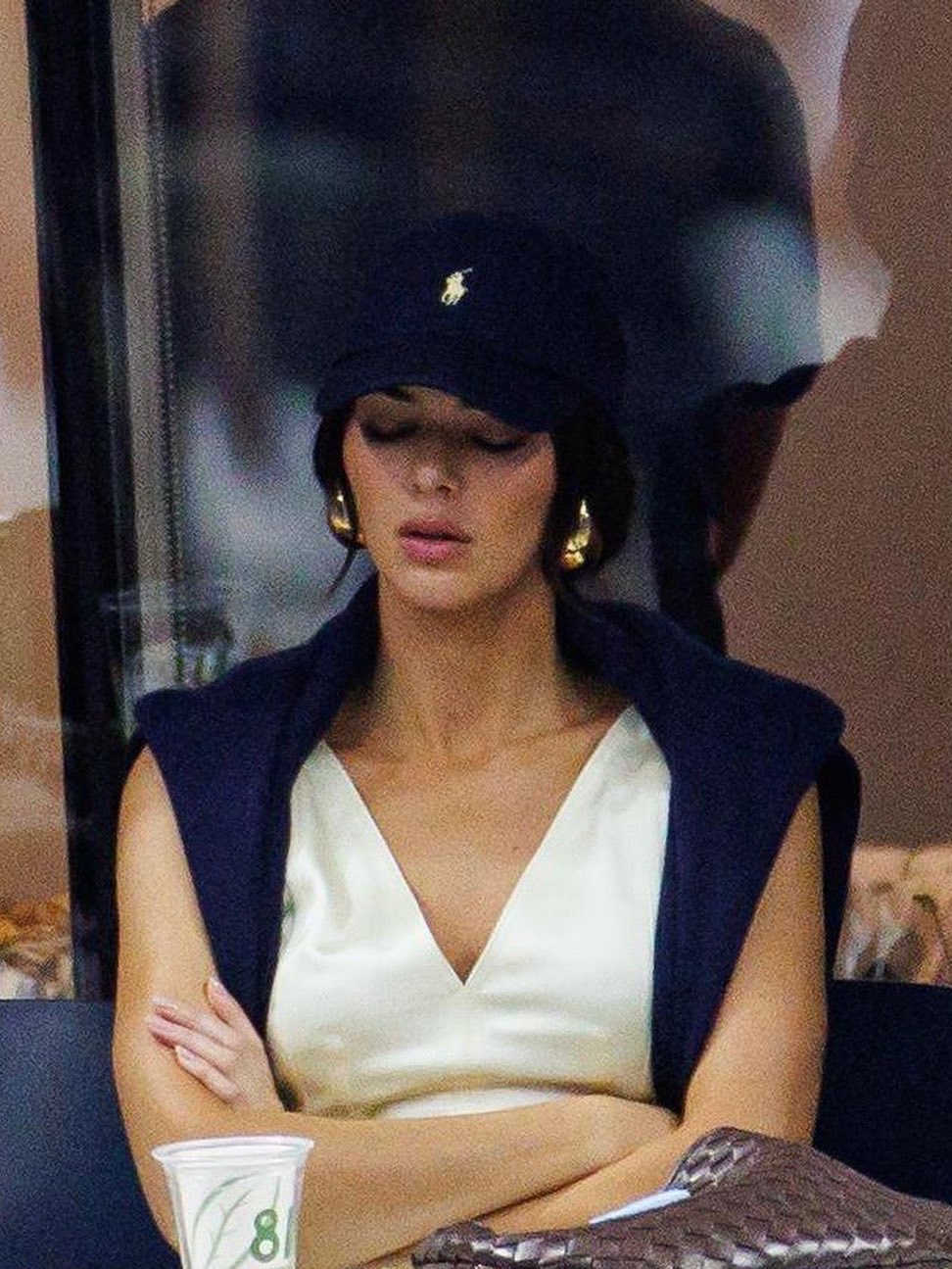Portrait Report Twist Ring Large Earring Gold, Bottega Veneta Bolt Earrings Yellow Gold 착용 스타일 - 2
