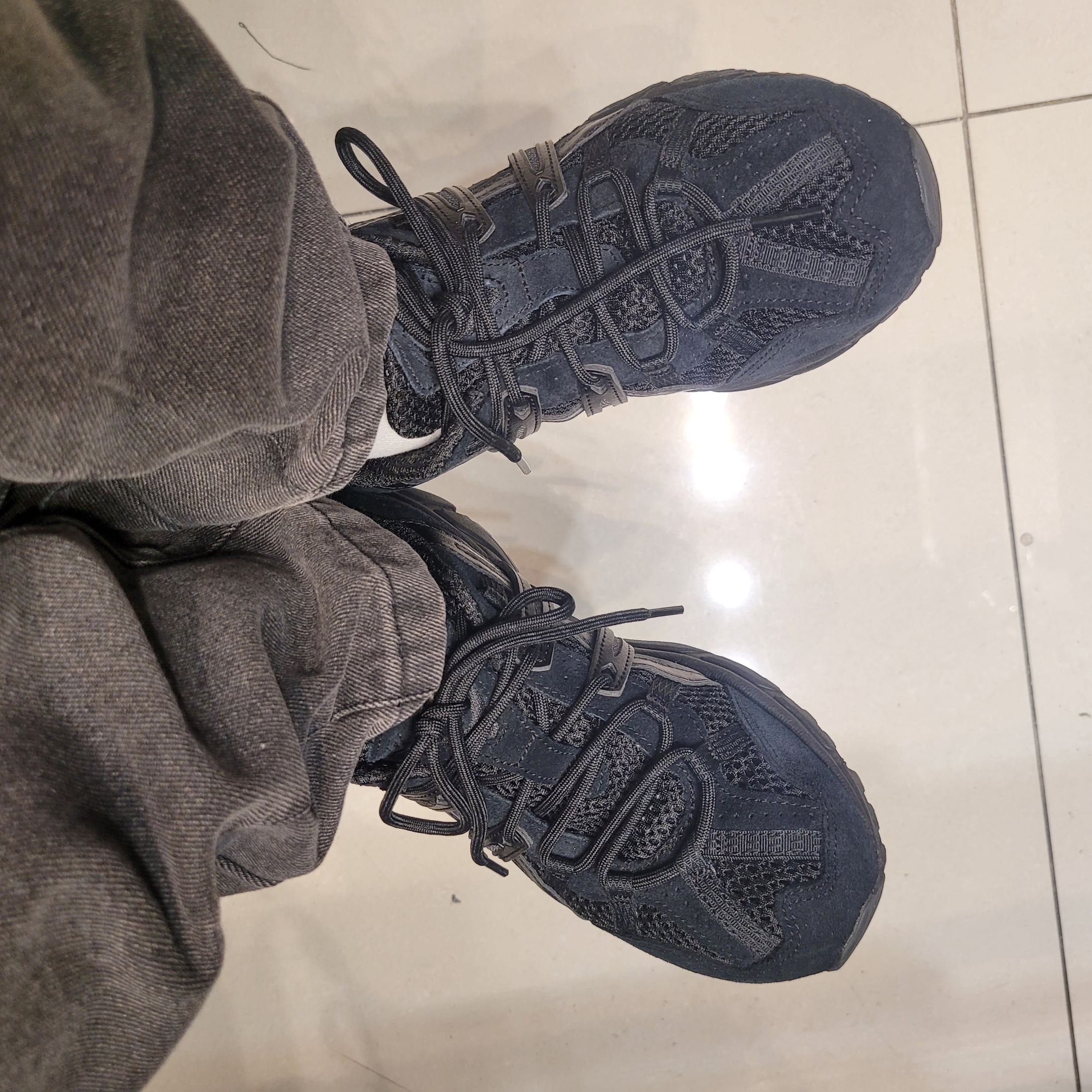 Asics Gel-Sonoma 15-50 Black 착용 스타일 - 2