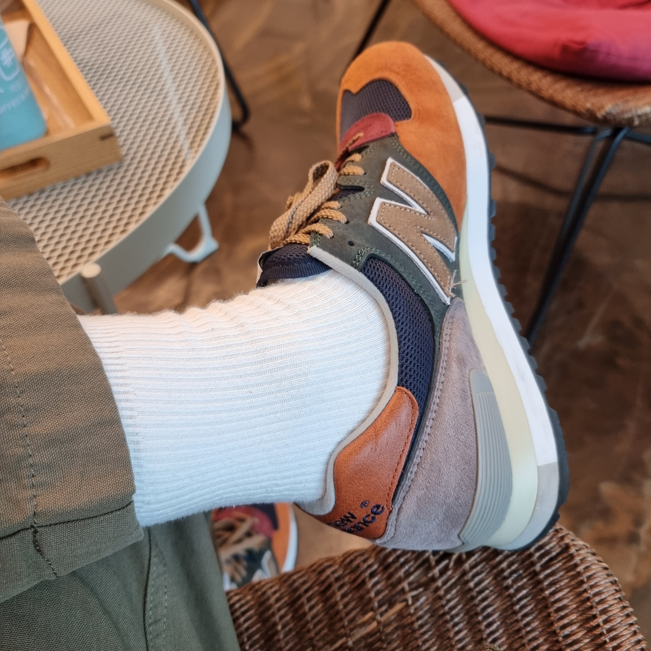 New Balance 575 Made in UK Surplus Pack 착용 스타일 - 4