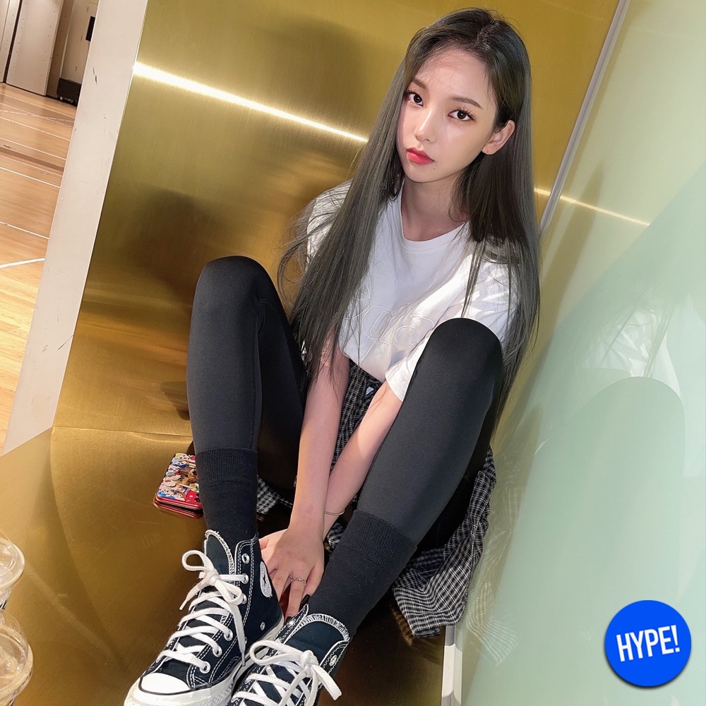 Converse Chuck 70 Hi Black, Converse Run Star Hike Hi Black White Gum 착용 스타일 - 3