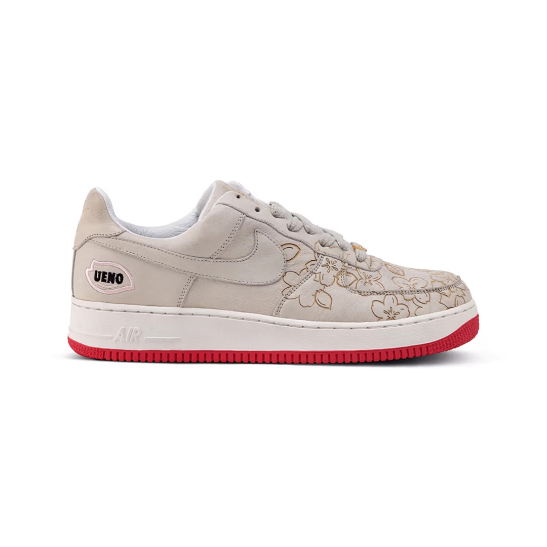 Nike Air Force 1 '07 Low White, Nike Air Force 1 '07 Low Triple Black 착용 스타일 - 3