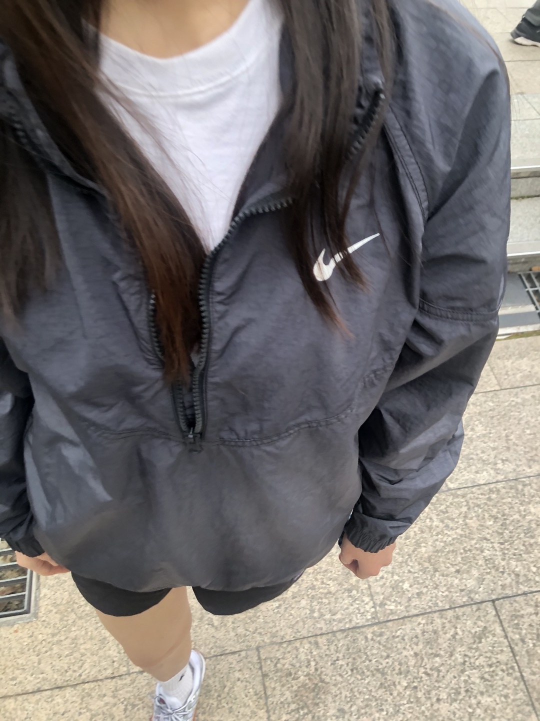 Nike x Stussy Windrunner Jacket Off Noir, Patagonia Baggies Shorts 5 Inch Black 착용 스타일 - 3