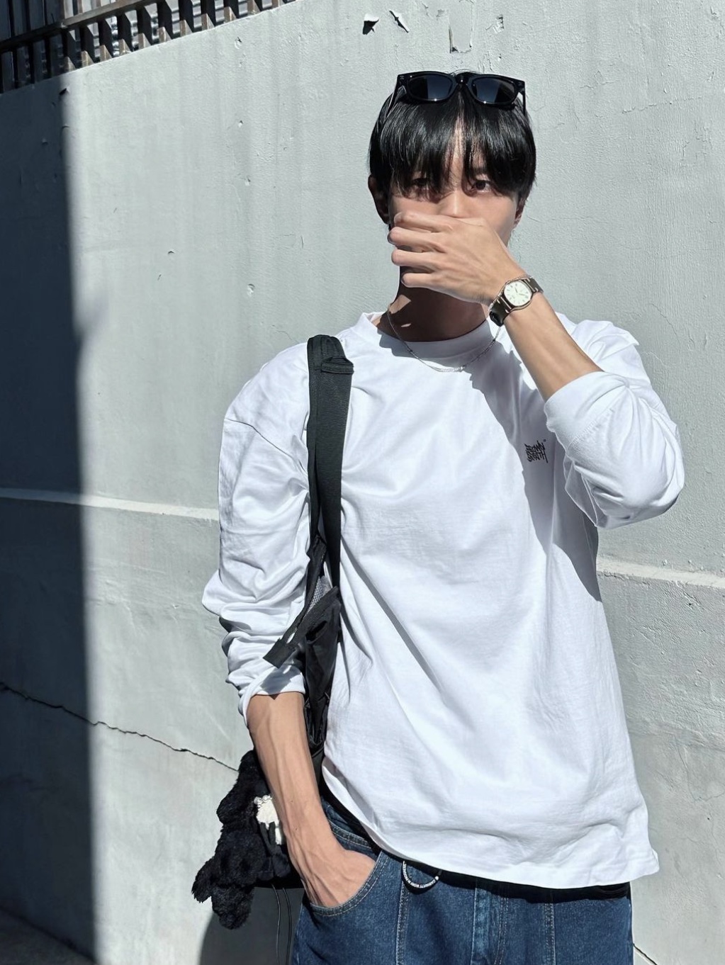 IAB Studio Sunglasses I Black 착용 스타일 - 1