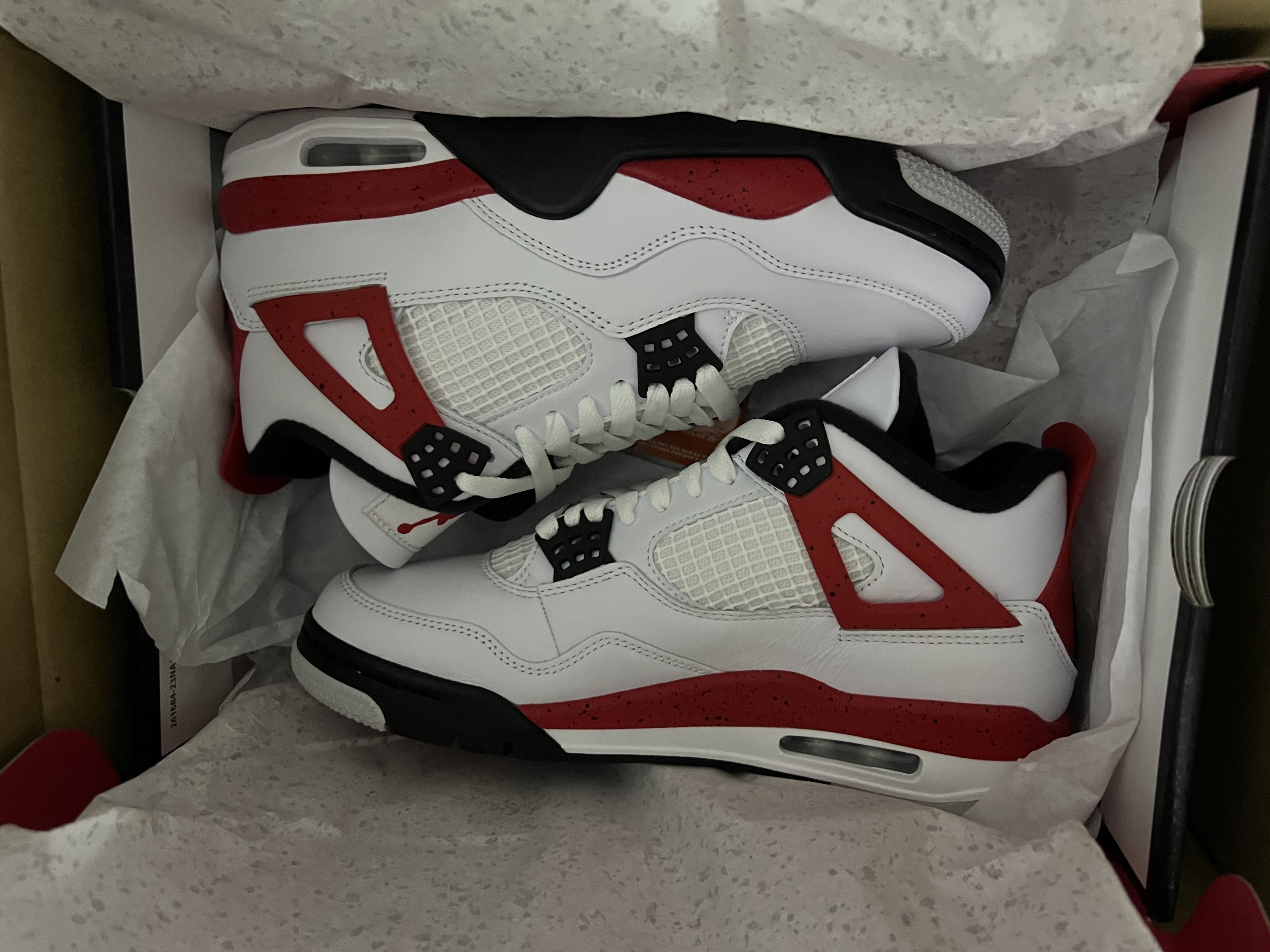 Jordan 4 Retro Red Cement 착용 스타일