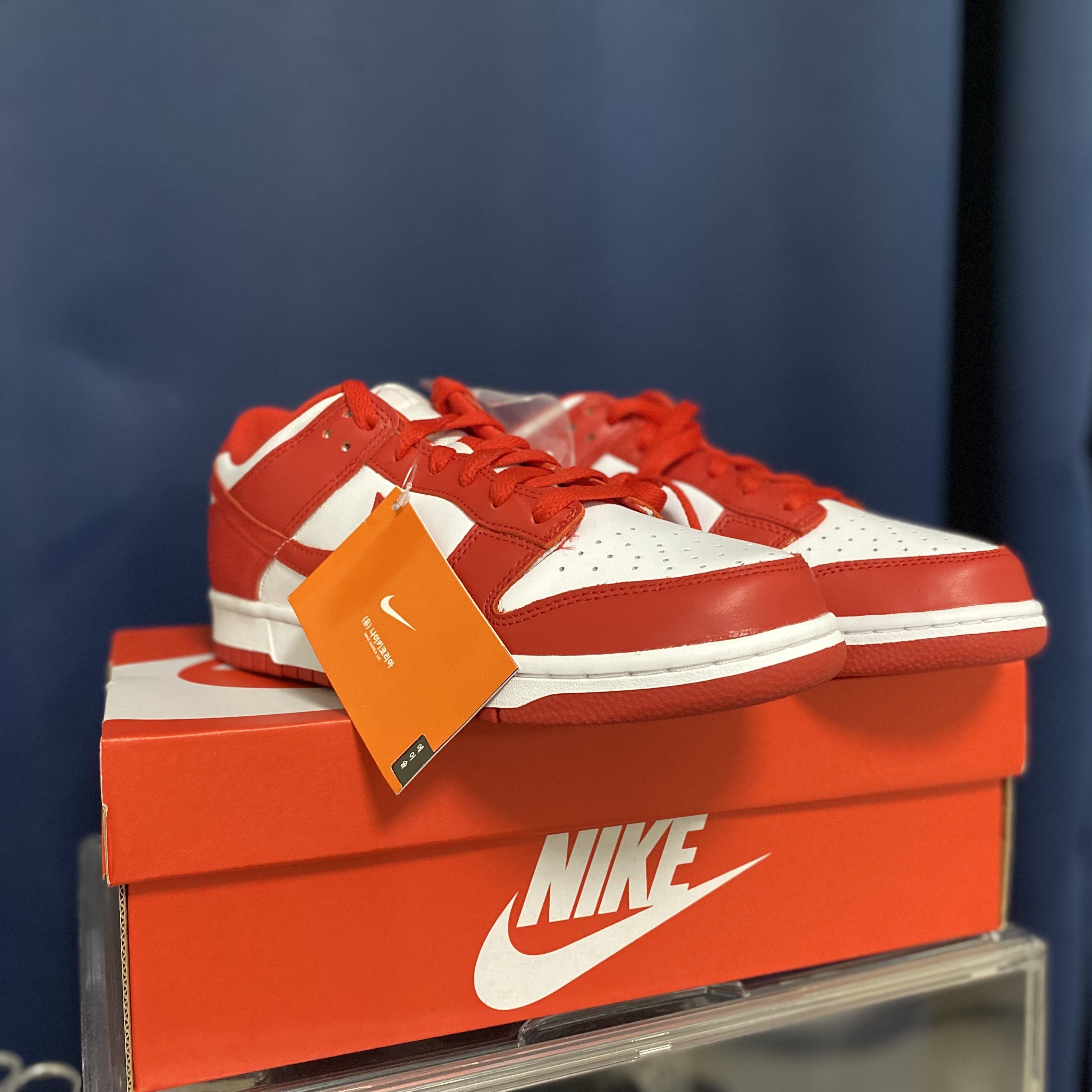 Nike Dunk Low SP White and University Red 2023 착용 스타일 - 2