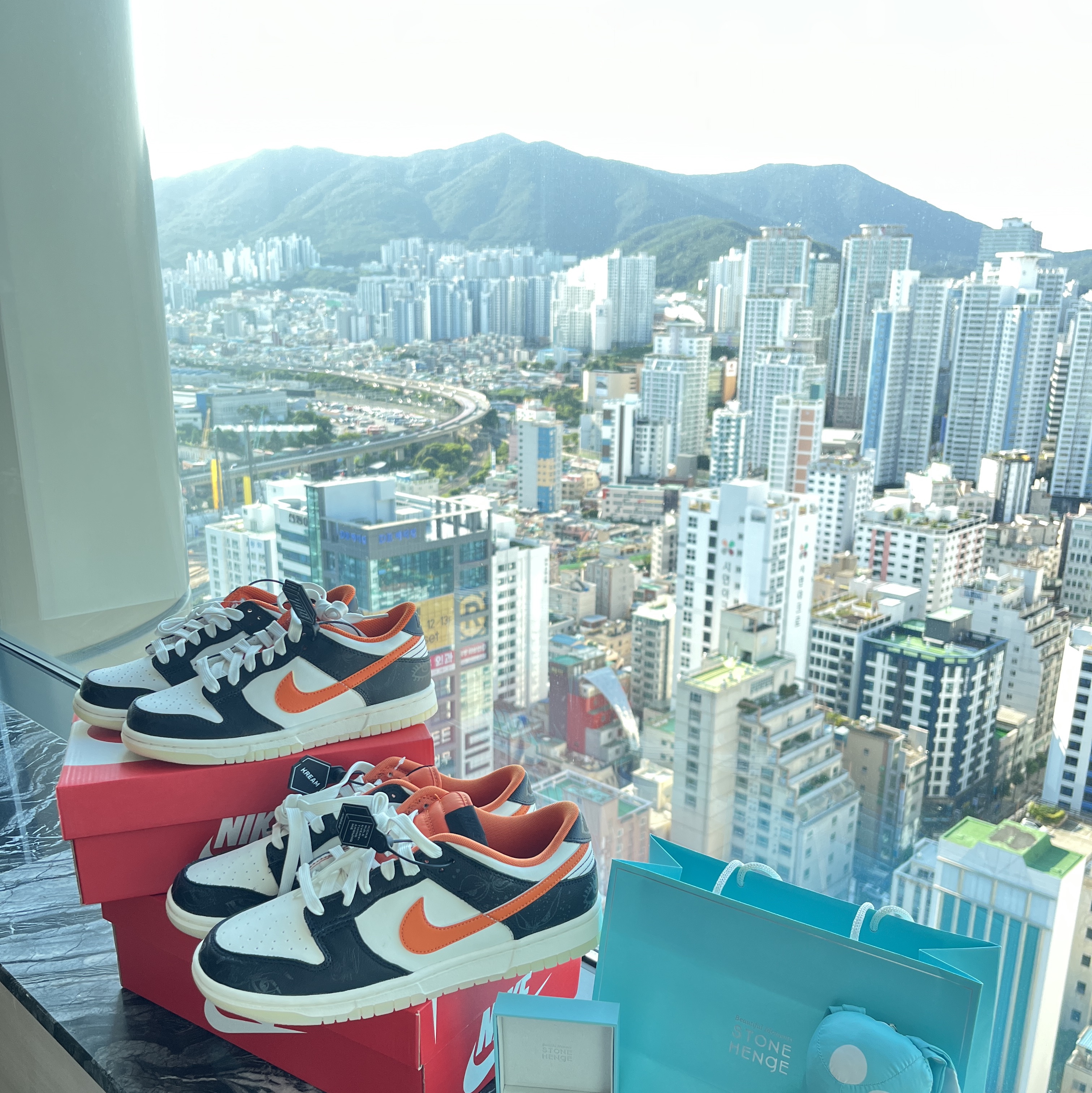 (GS) Nike Dunk Low PRM Halloween, Nike Dunk Low Retro PRM Halloween 착용 스타일 - 1