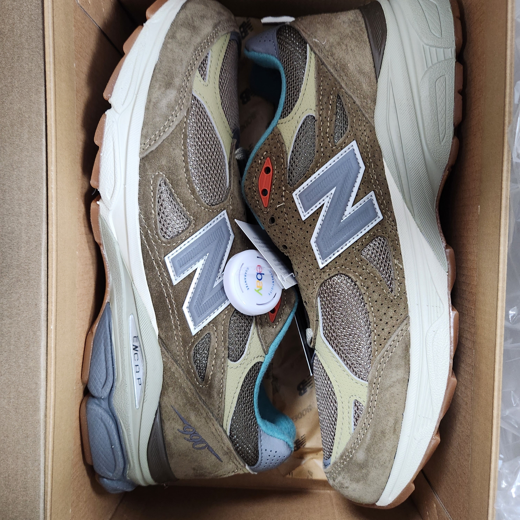 New Balance x Bodega 990v3 Anniversary 착용 스타일