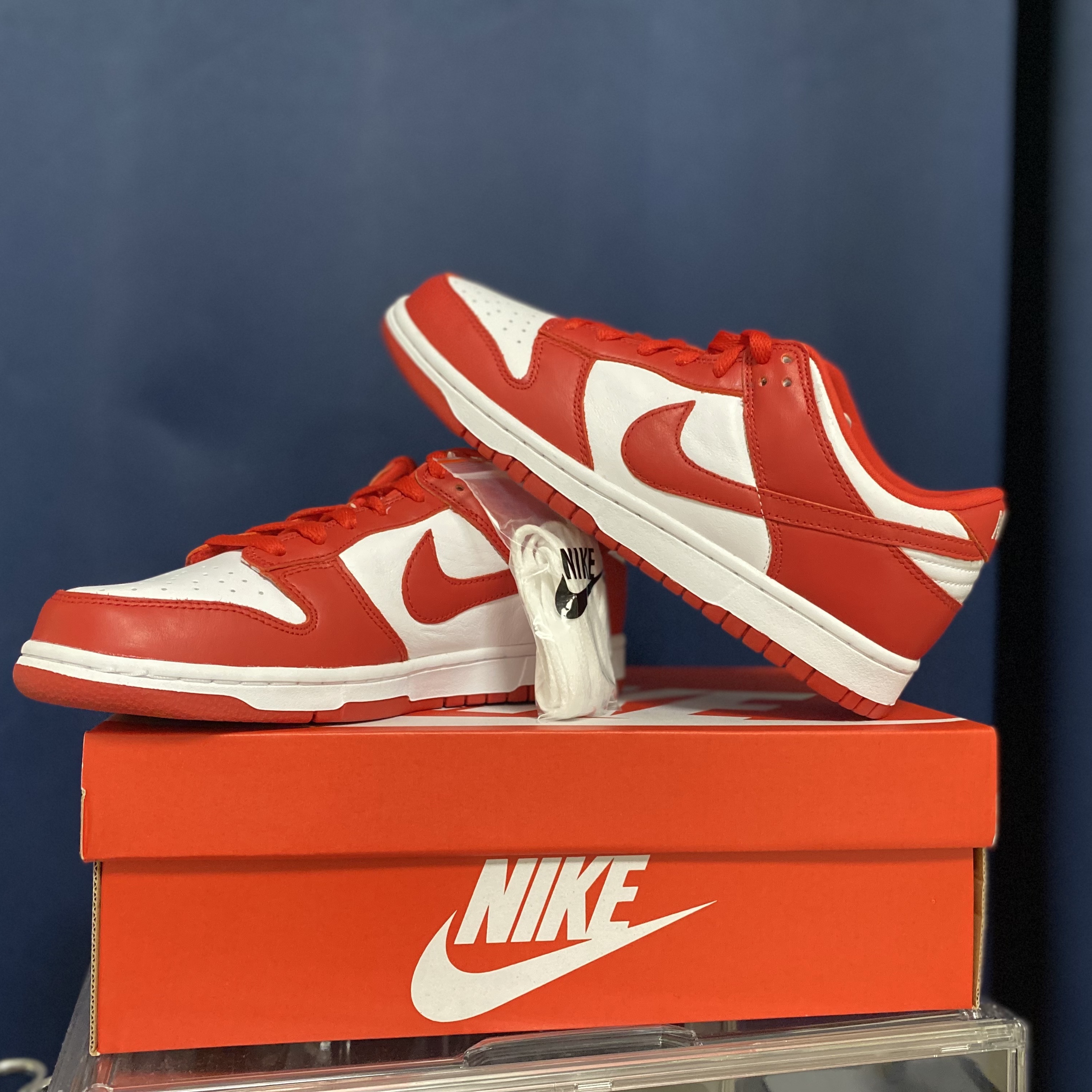 Nike Dunk Low SP White and University Red 2023 착용 스타일 - 1