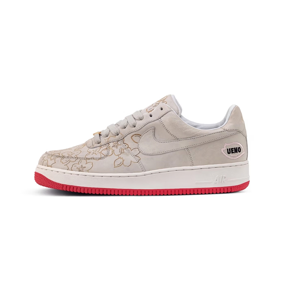 Nike Air Force 1 '07 Low White, Nike Air Force 1 '07 Low Triple Black 착용 스타일 - 2