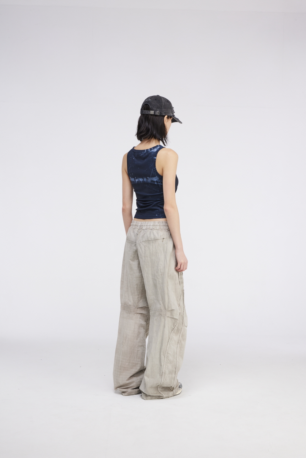 BLR Printed Sleeveless Black 상세 이미지 5