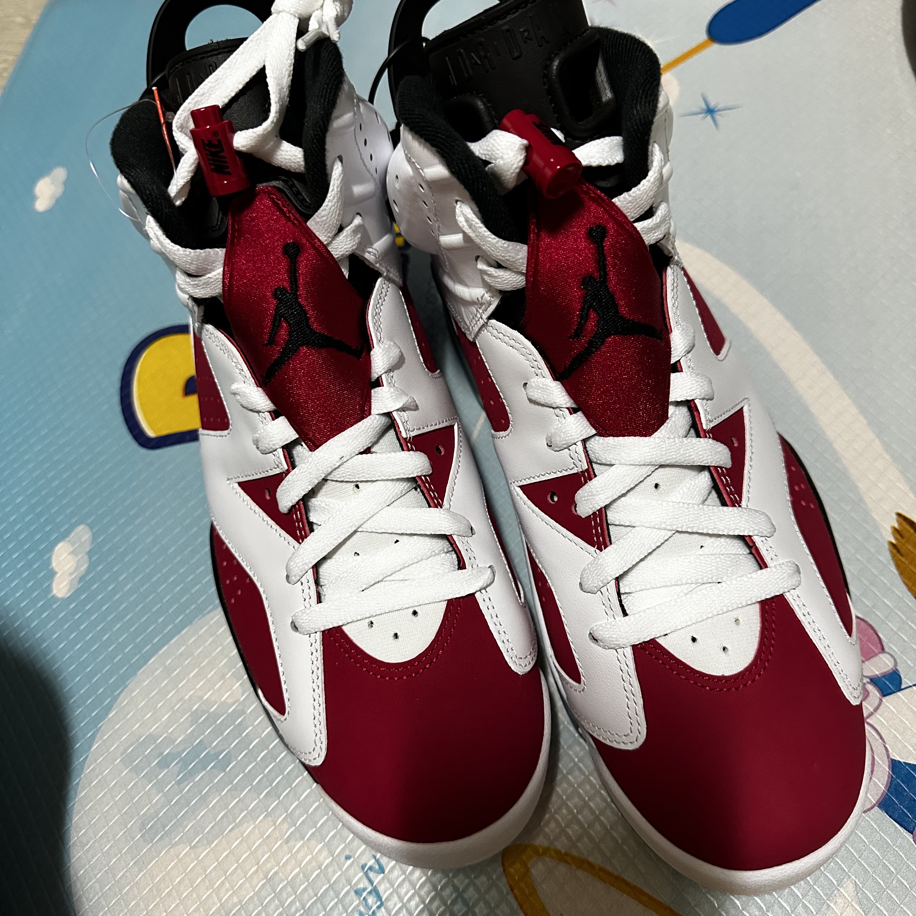 Jordan 6 Retro Carmine 2021 착용 스타일 - 3