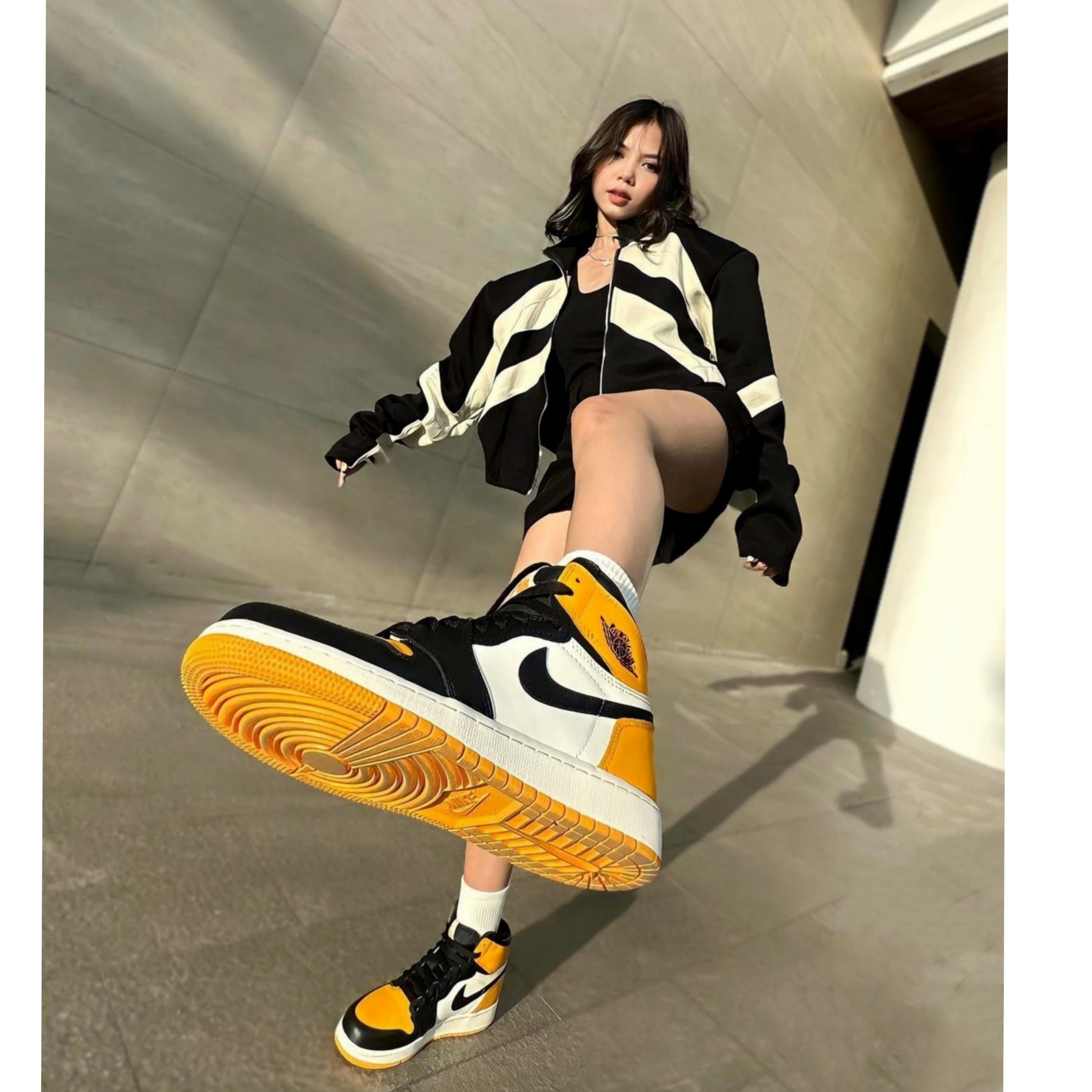 Jordan 1 Low Taxi, Jordan 1 Retro High OG Taxi 착용 스타일 - 3
