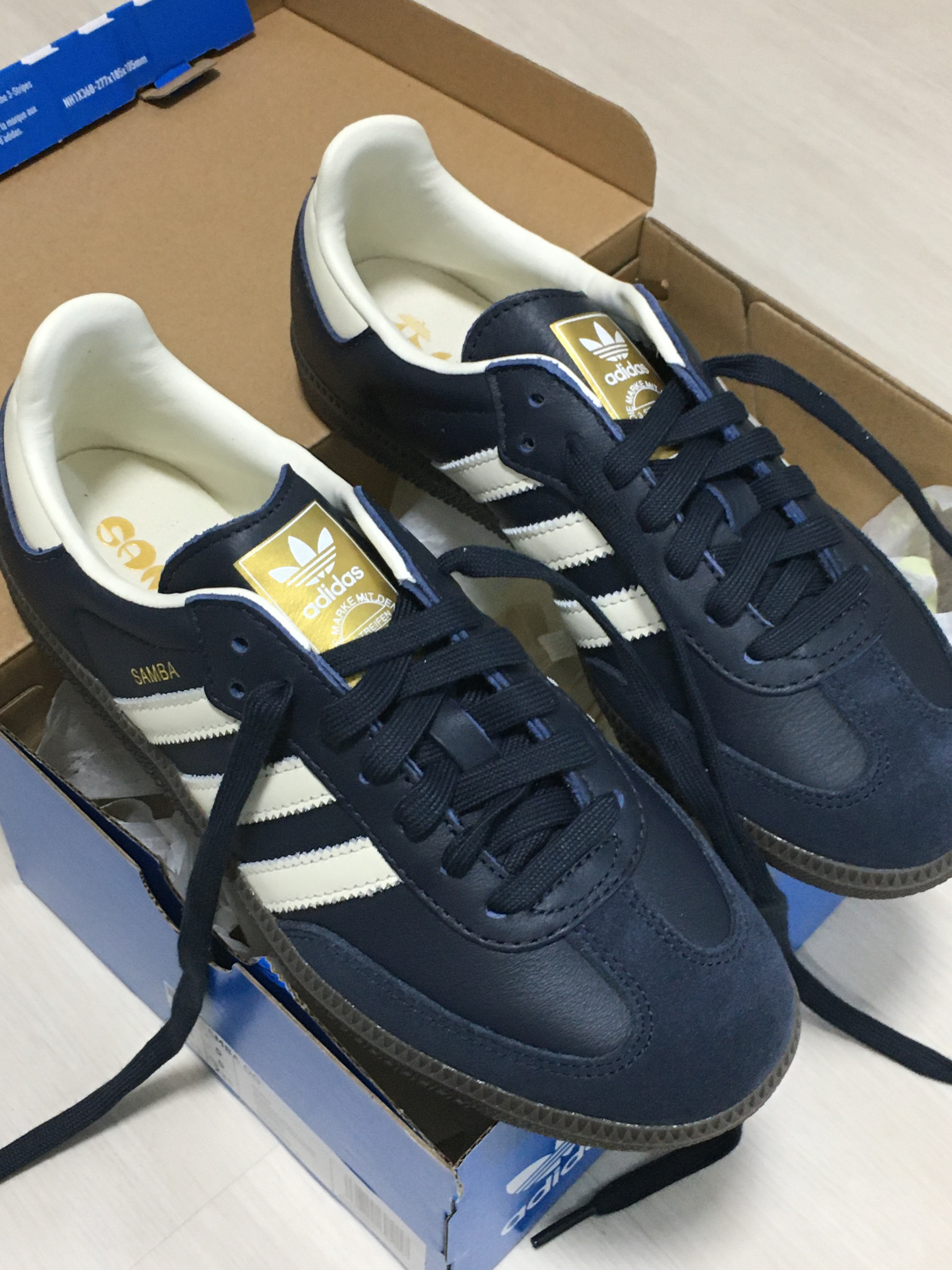Adidas Samba OG Night Navy Cream White 착용 스타일 - 3