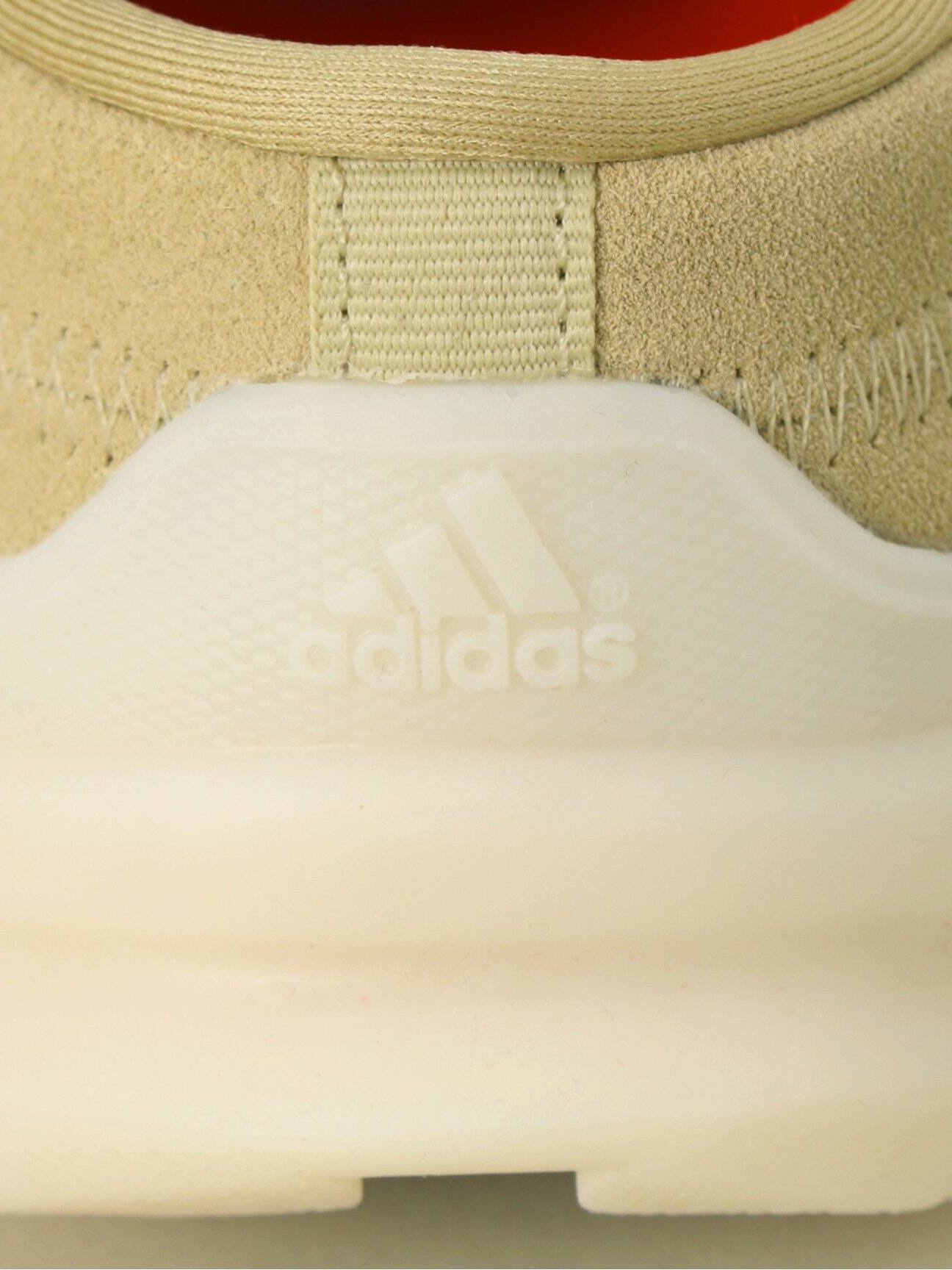 Adidas x 032c GSG Mule Simple Brown 착용 스타일 - 4