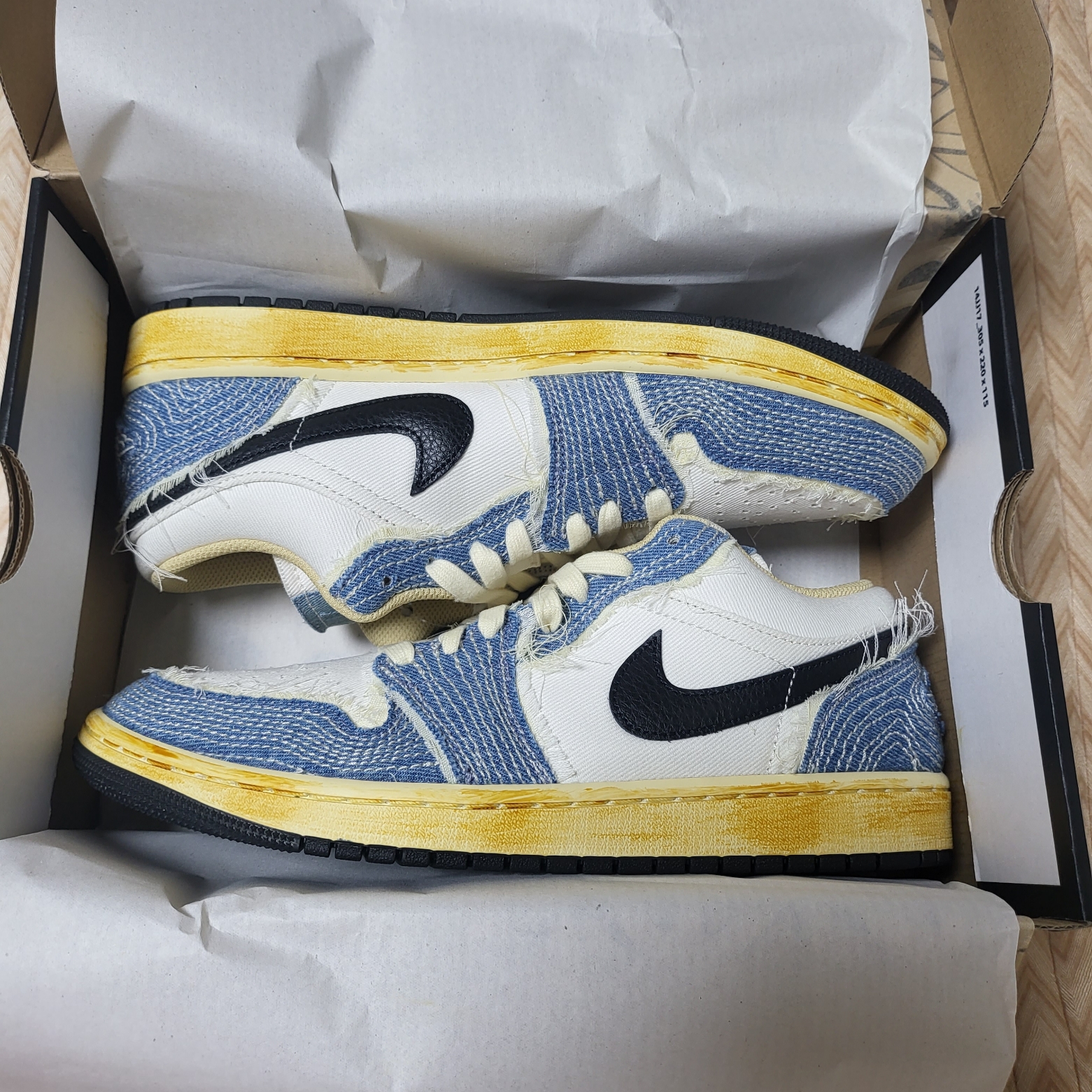 Jordan 1 Low World Make Japan 착용 스타일 - 1