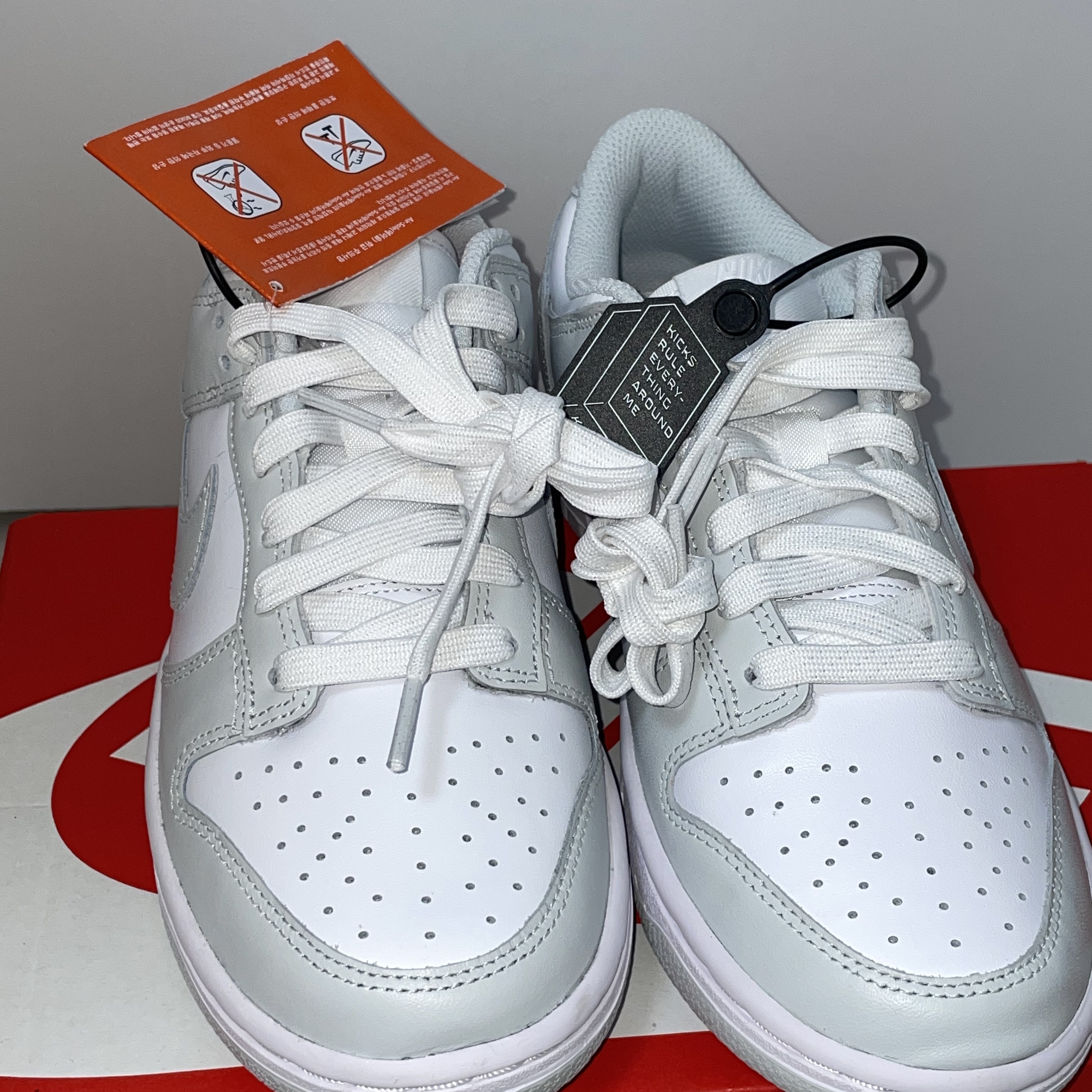 (W) Nike Dunk Low Photon Dust 착용 스타일 - 1