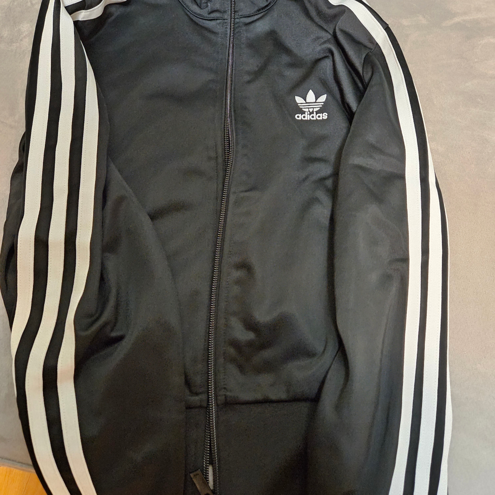 (W) Adidas Adicolor Classic Firebird Track Top Black - KR Sizing 착용 스타일