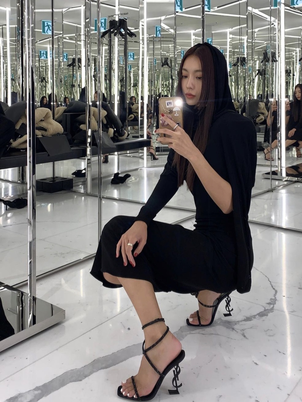 (W) Saint Laurent Opyum Sandals in Crepe Satin and Rhinestones Black and Silver 착용 스타일