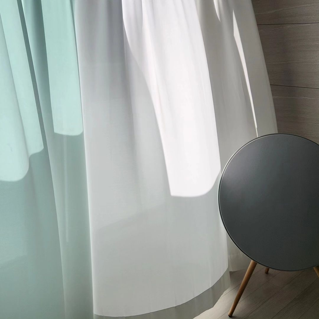 Bang & Olufsen Beosound A9 5th Gen. Natural Aluminium Special Edition 착용 스타일