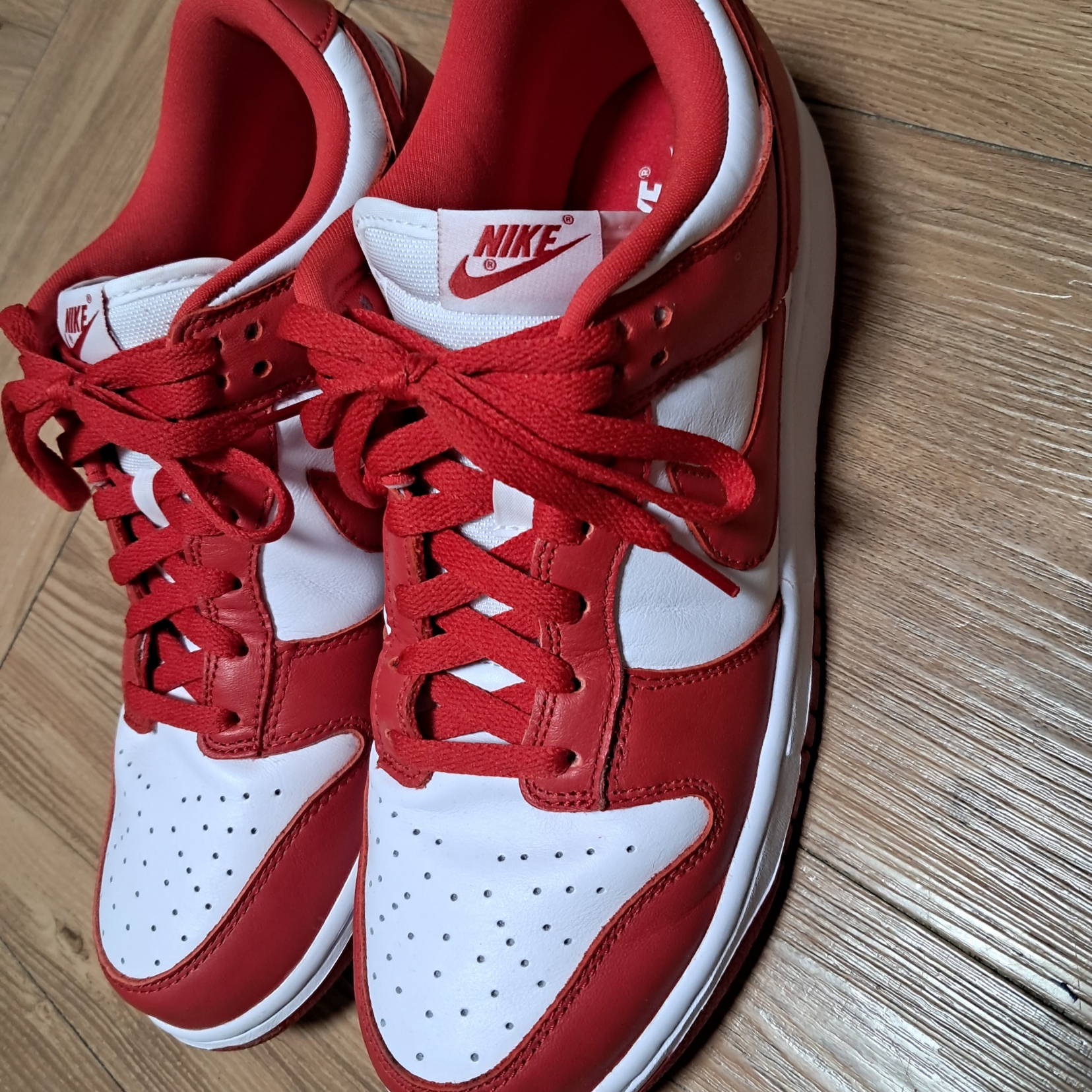 Nike Dunk Low SP White and University Red 2023 착용 스타일