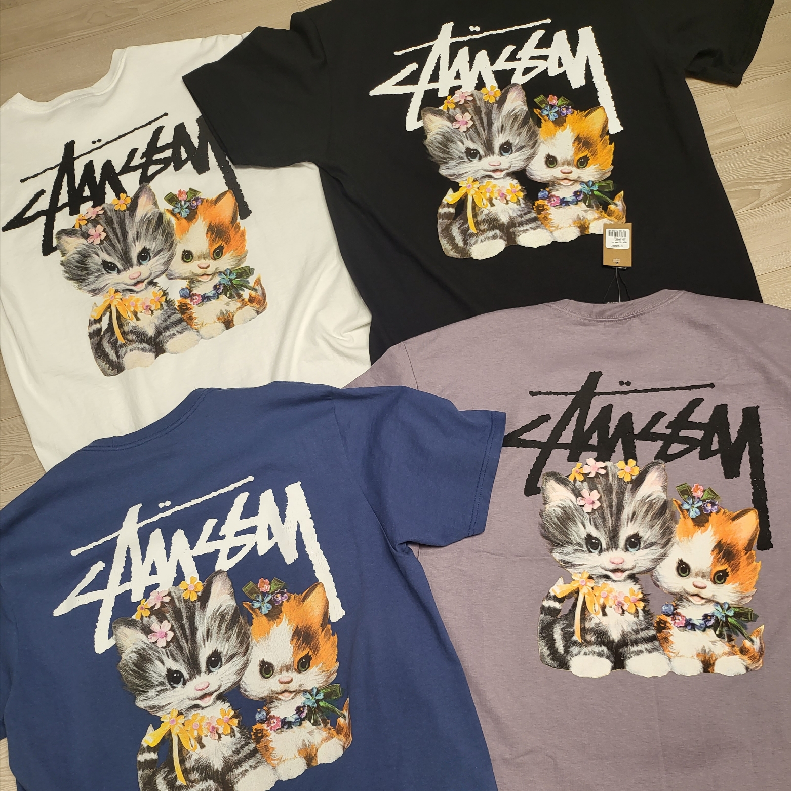 Stussy Kittens T-Shirt Mauve 착용 스타일 - 4
