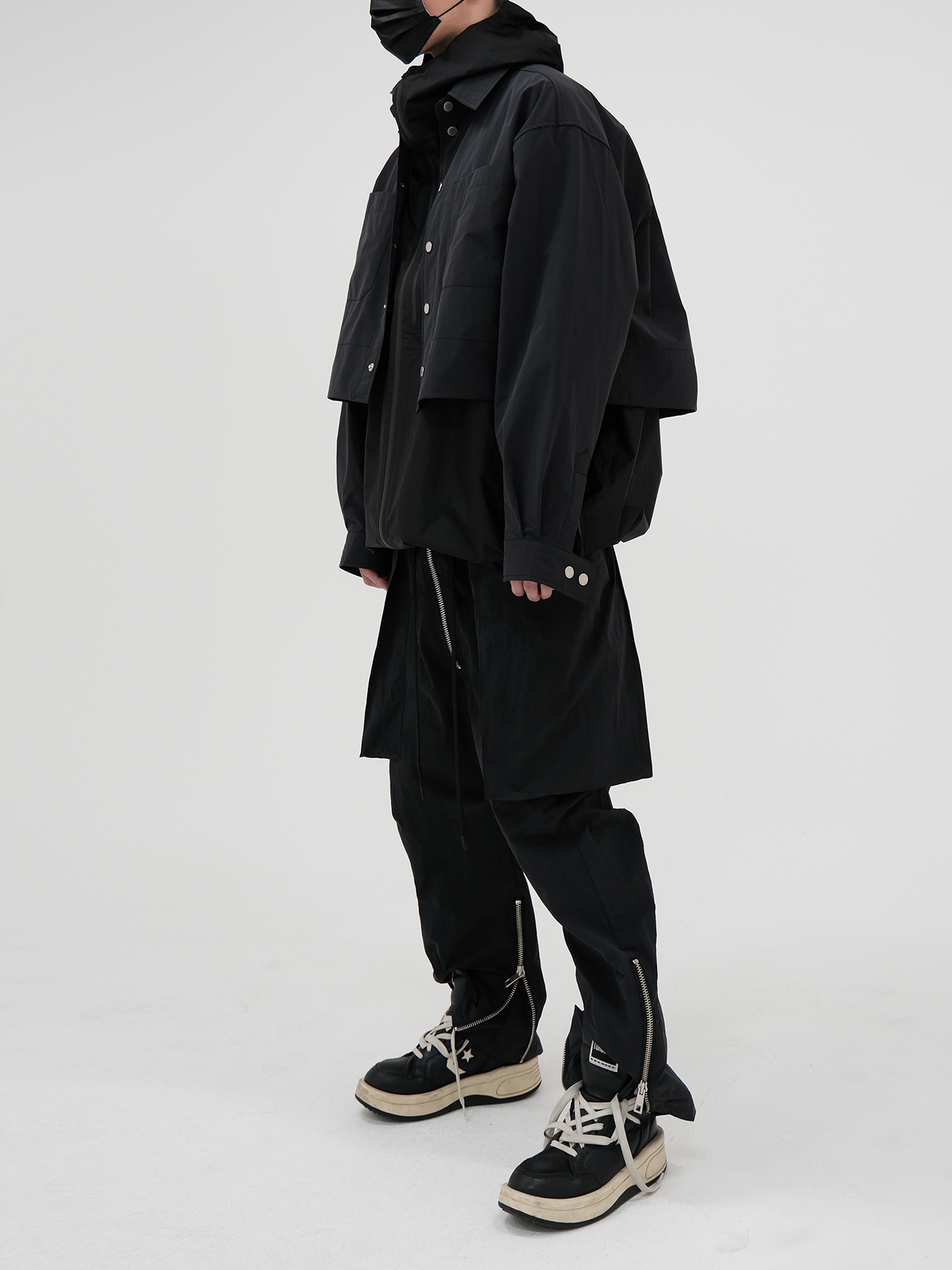 Converse x Drkshdw Turbowpn Black Cream 착용 스타일 - 2