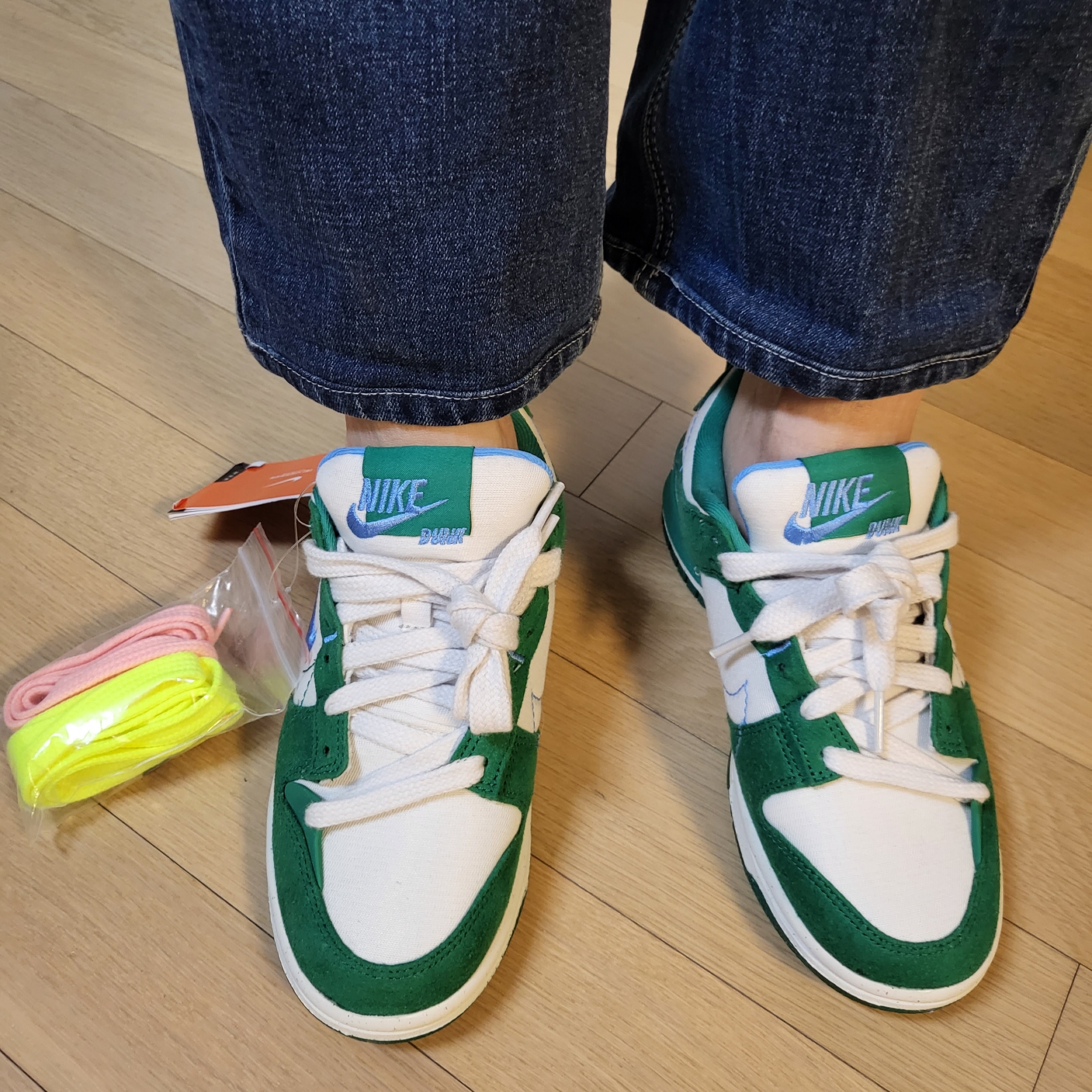 (W) Nike Dunk Low Disrupt 2 Phantom University Blue 착용 스타일