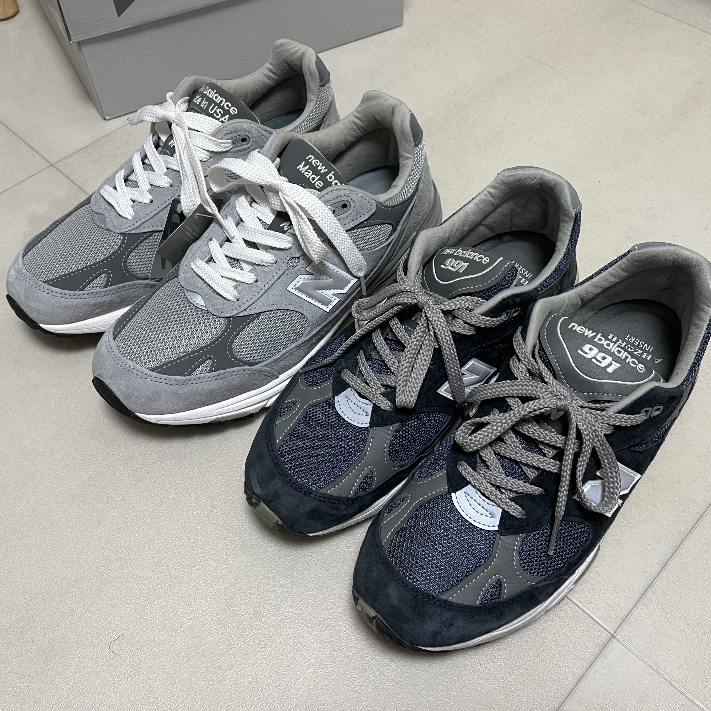 New Balance 993 Made in USA Grey - 2E Wide, New Balance 991 Made in UK Navy 착용 스타일 - 2