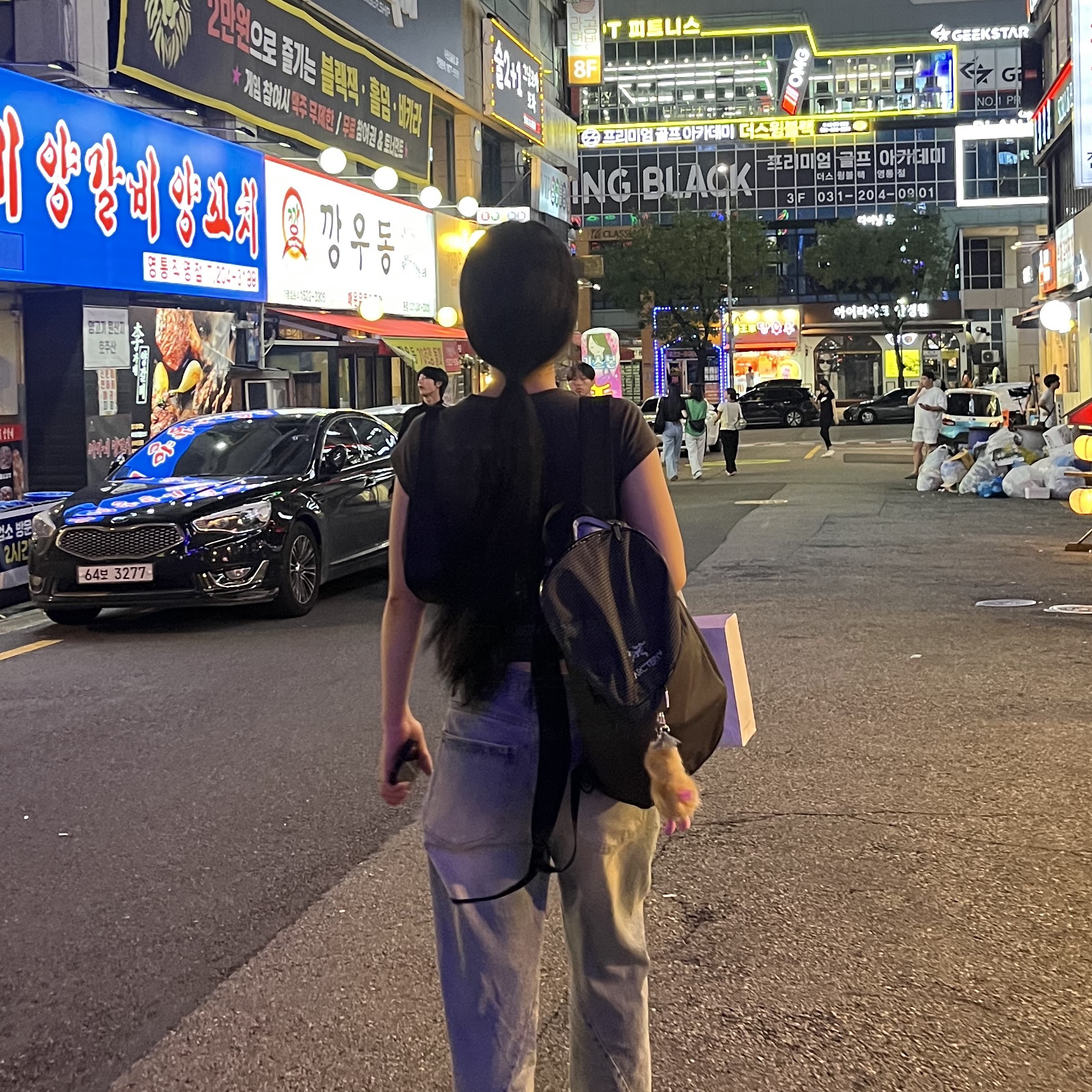 Arc'teryx Konseal 15 Backpack Black 착용 스타일 - 1