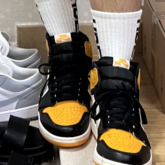 Jordan 1 Retro High OG Taxi 착용 스타일 - 2