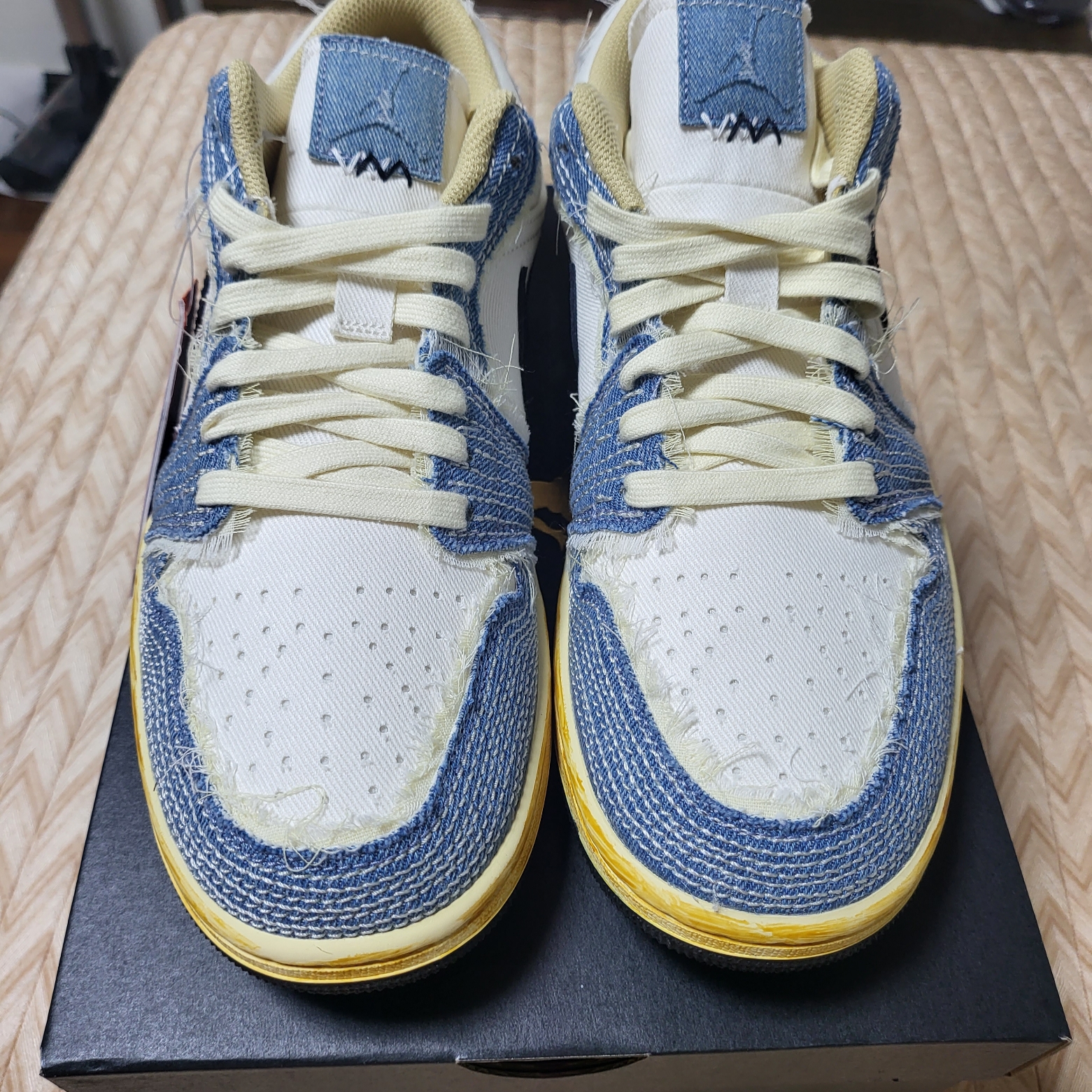 Jordan 1 Low World Make Japan 착용 스타일 - 3